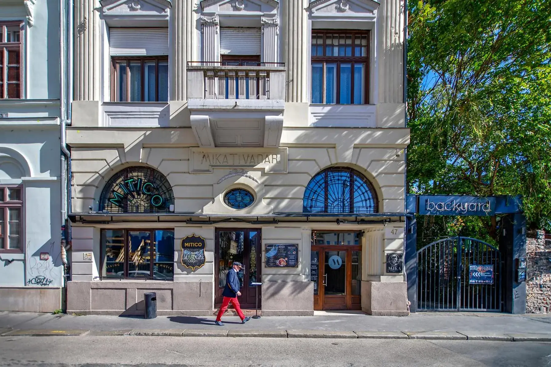 Property building in Hotel Mika Downtown Property building in Hotel Mika Downtown