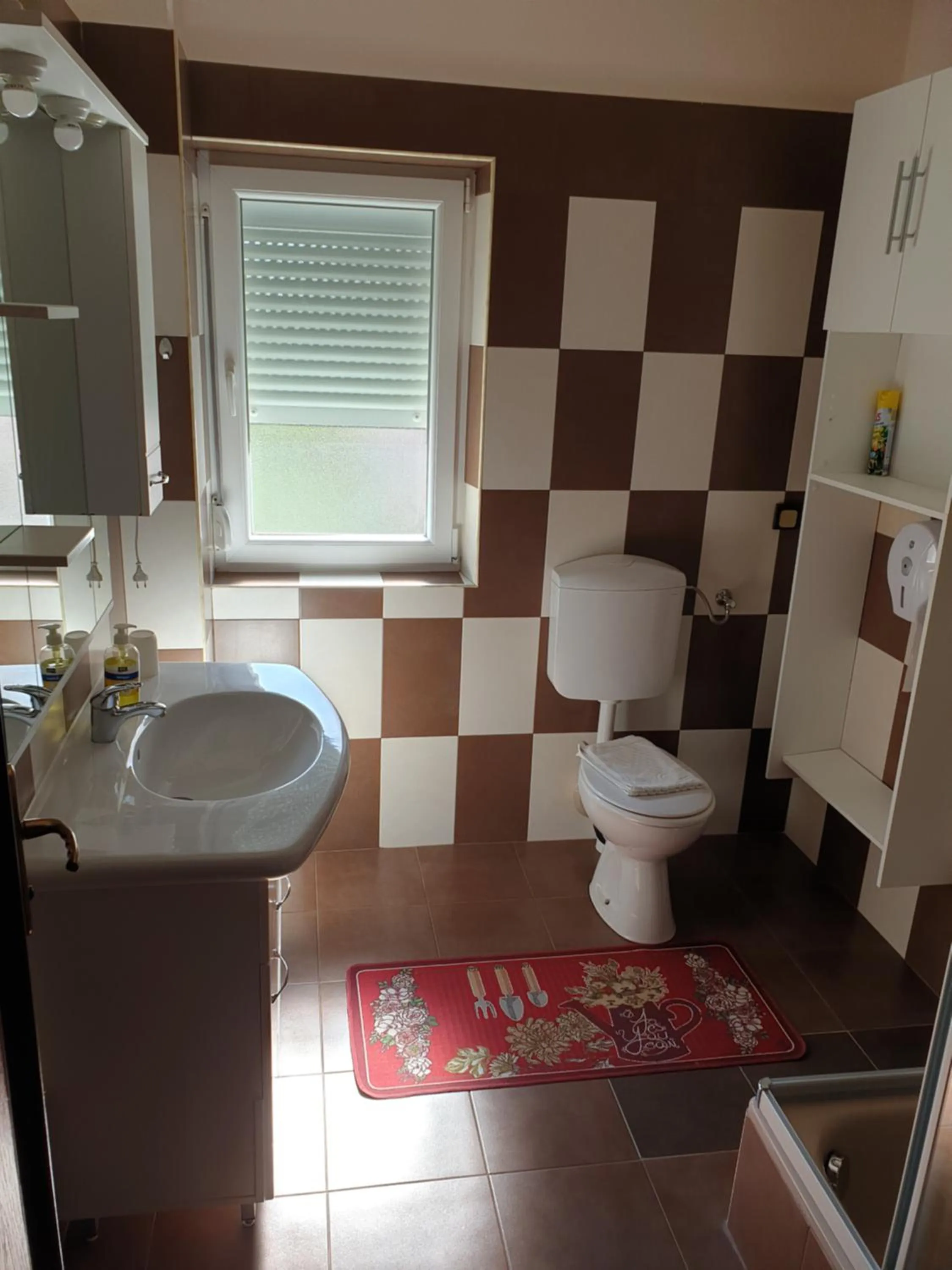 Toilet in Villa Valentina