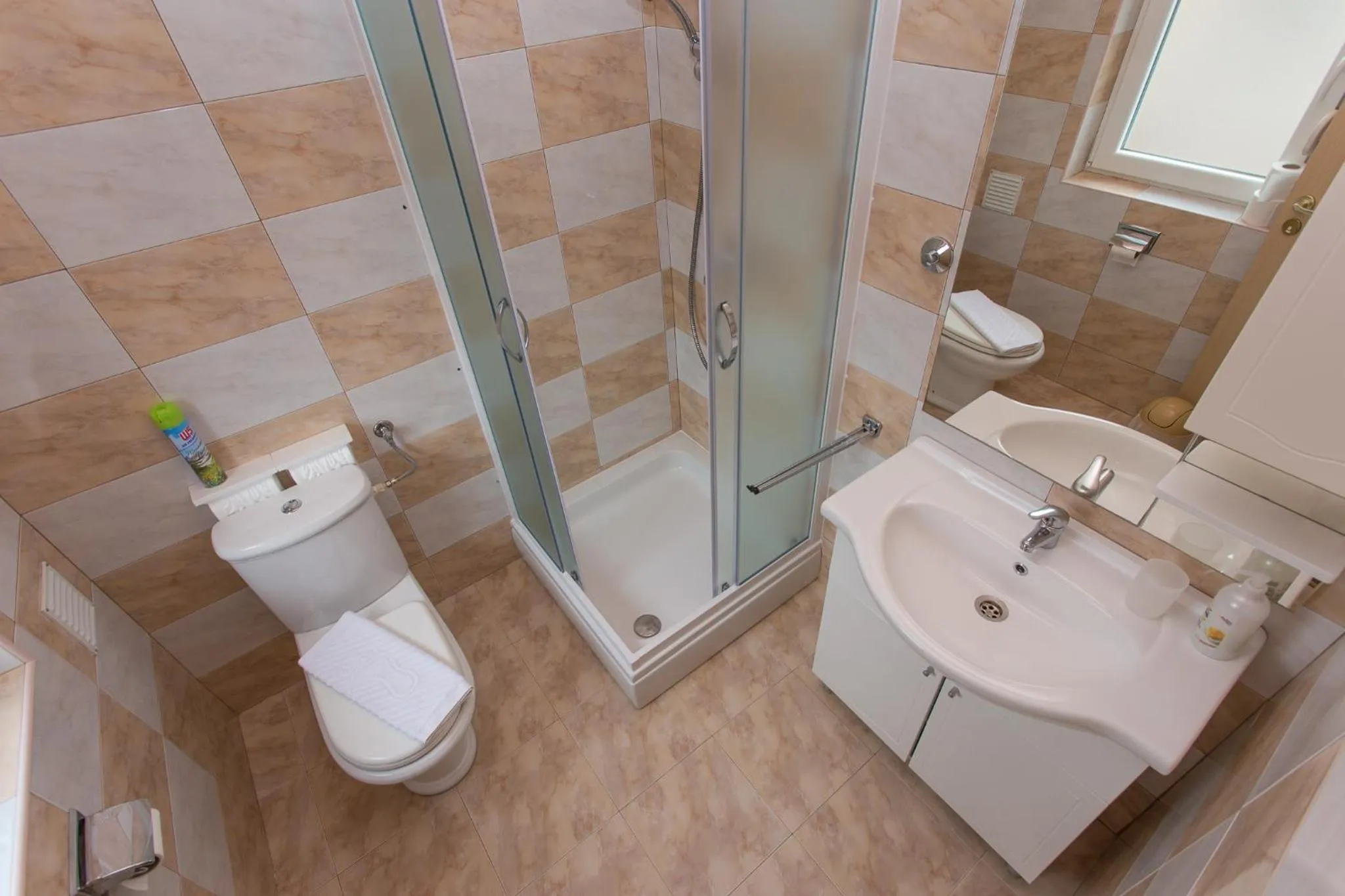 Shower in Villa Valentina