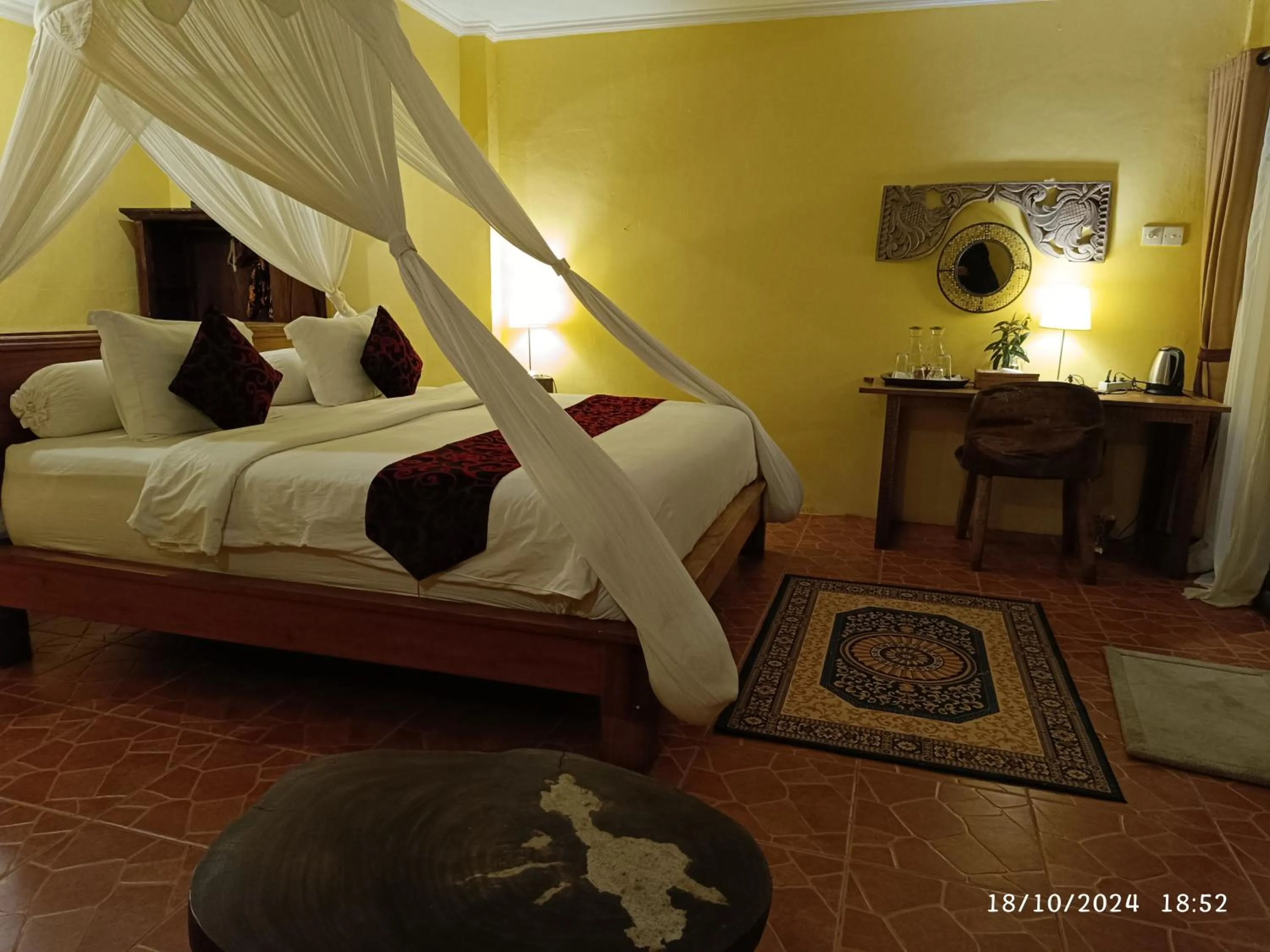 Bed in DWan Tea Mountain Side