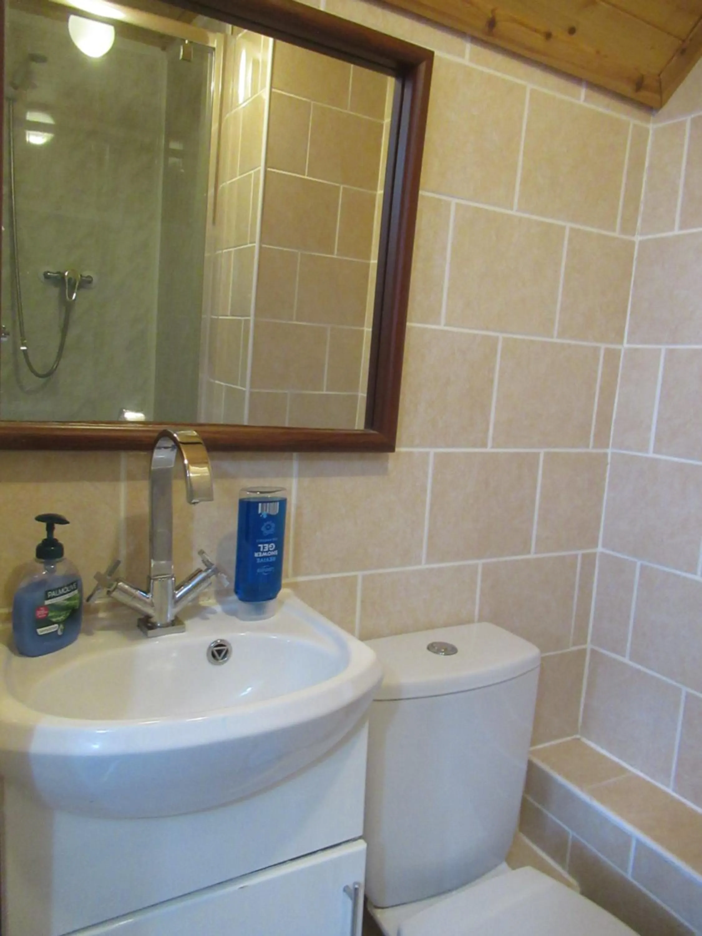 Bathroom in Littlestone Hotel