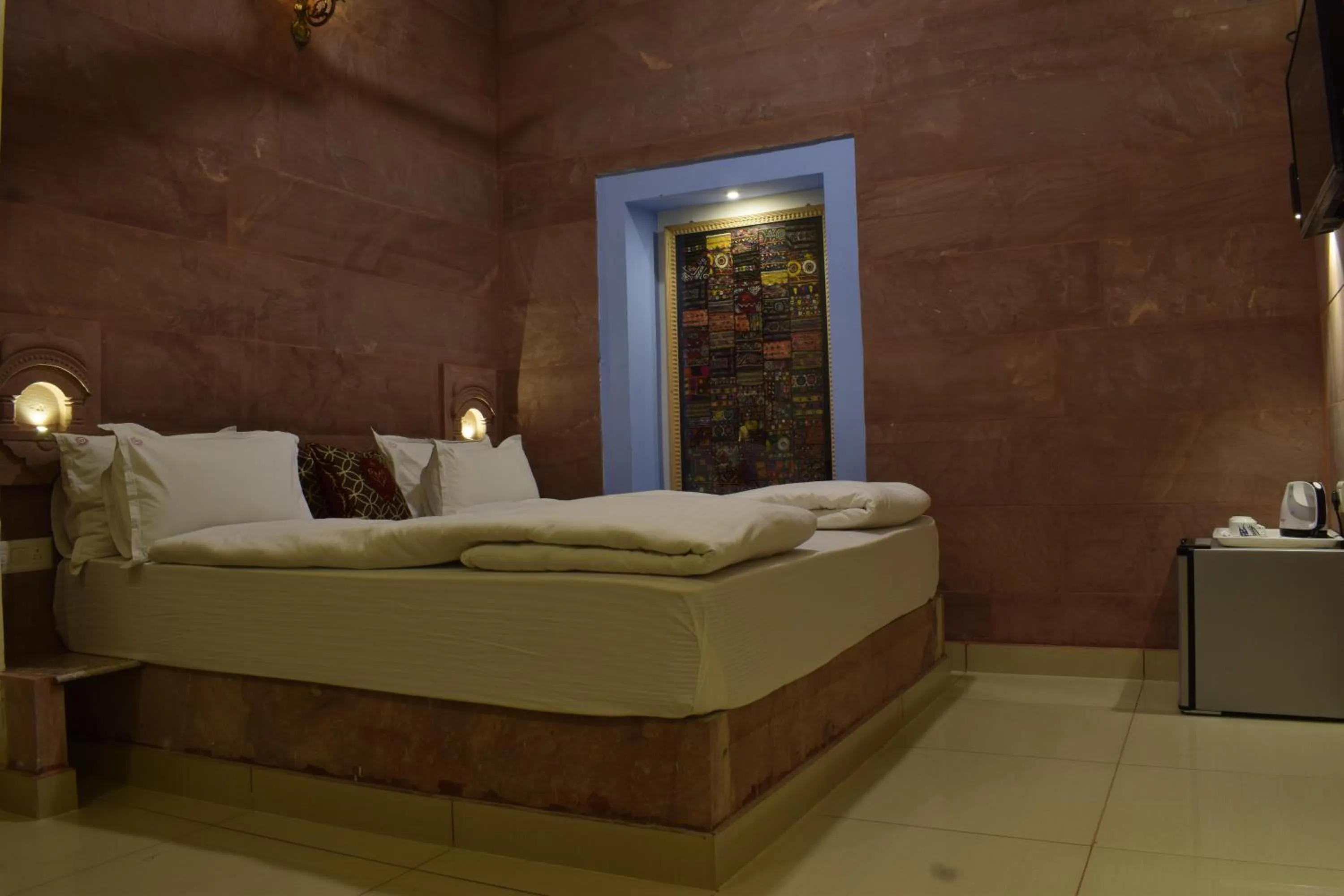 Deluxe Queen Room in Suraj Haveli