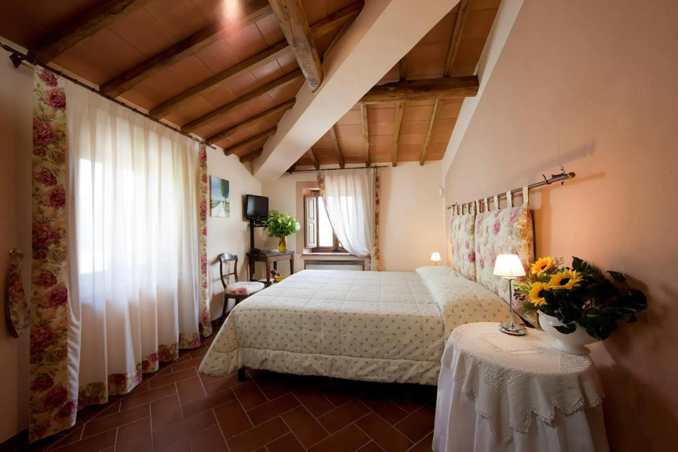 Double or Twin Room with Garden View - single occupancy in Cavarchino B&B Double or Twin Room with Garden View - single occupancy in Cavarchino B&B
