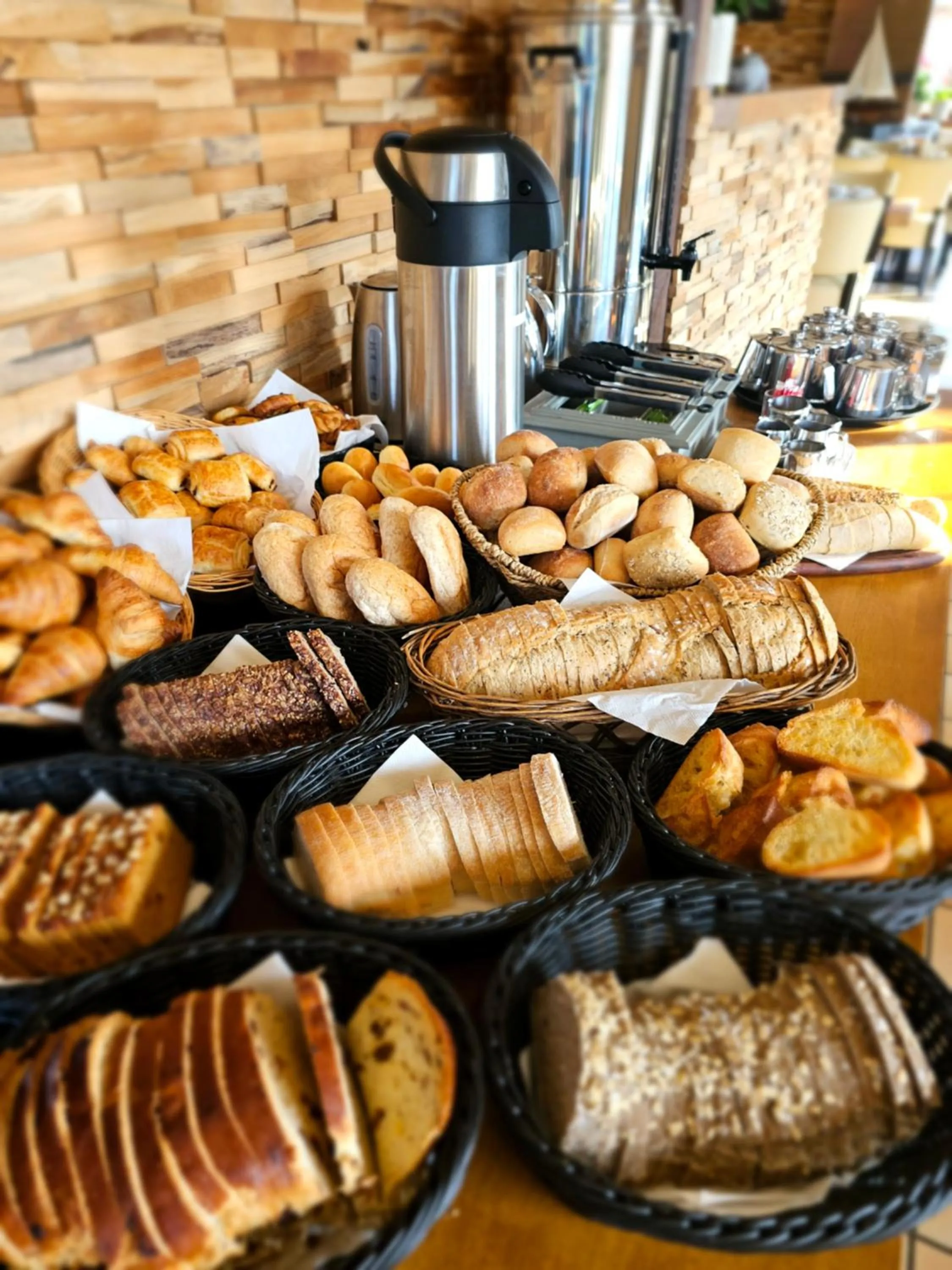 Breakfast in Hotel Westendia and Free Parking Top Breakfast