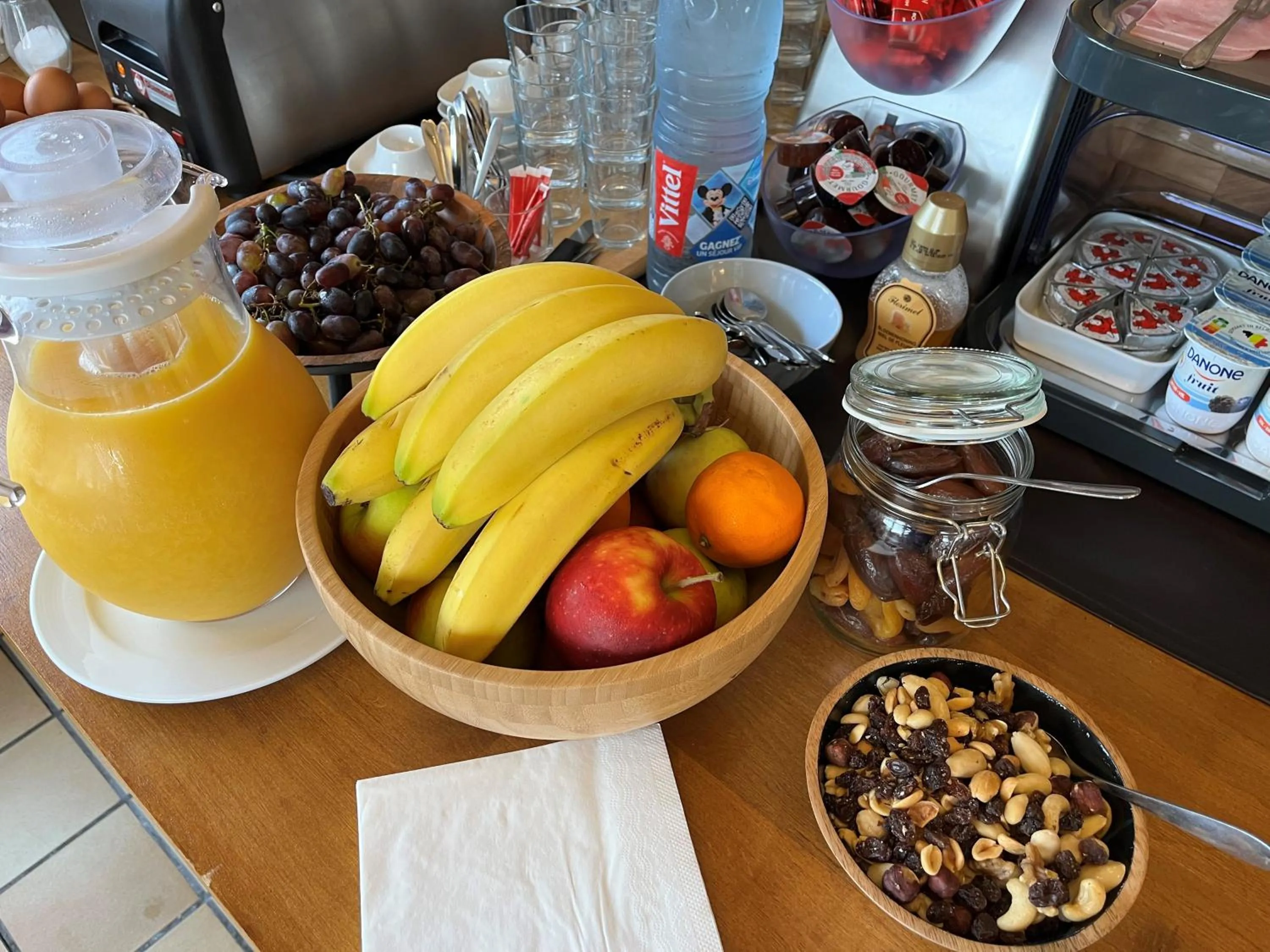 Buffet breakfast in Hotel Westendia and Free Parking Top Breakfast
