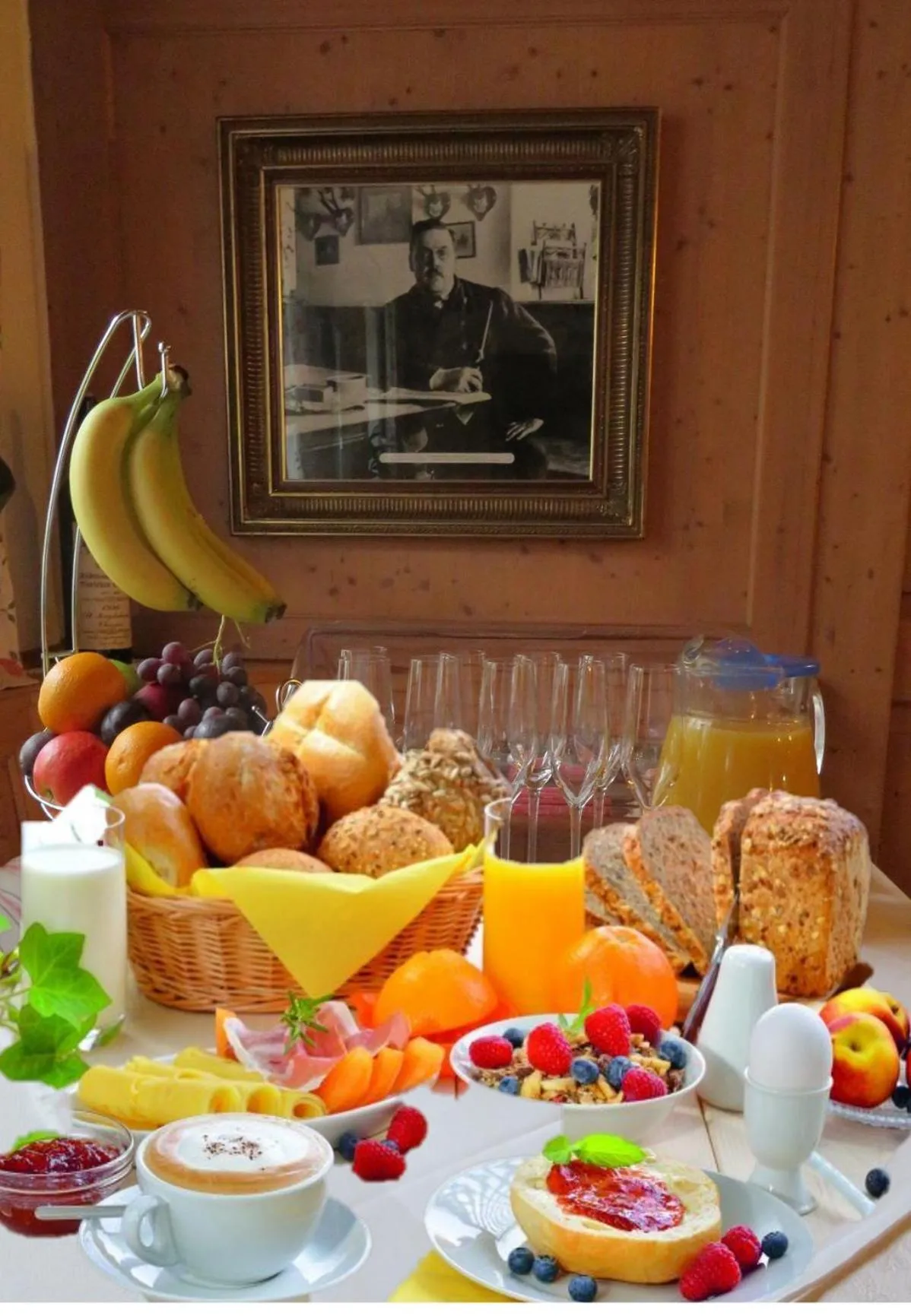 Buffet breakfast in Pension Ludwig Thoma