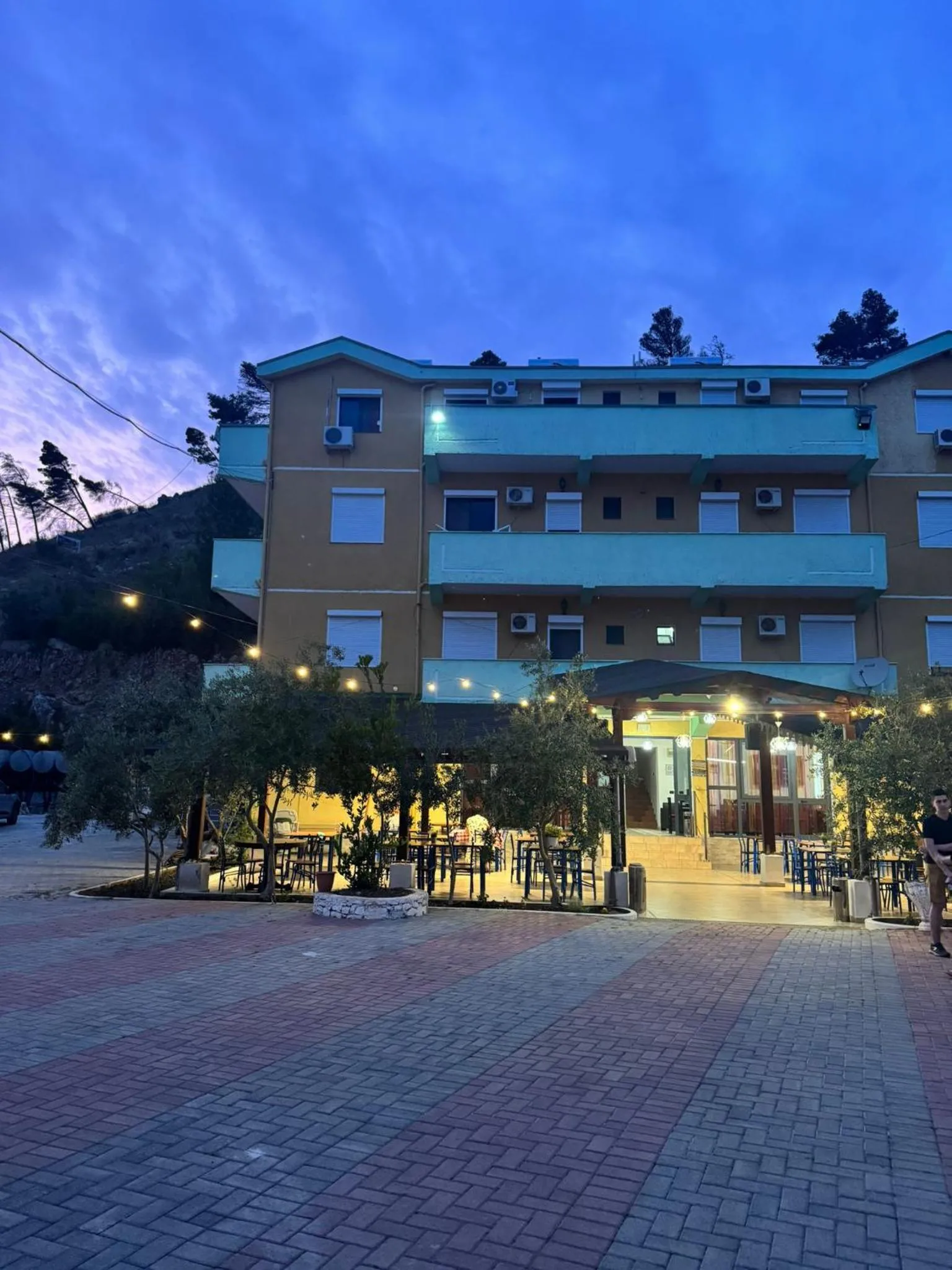 Hotel Bolonja