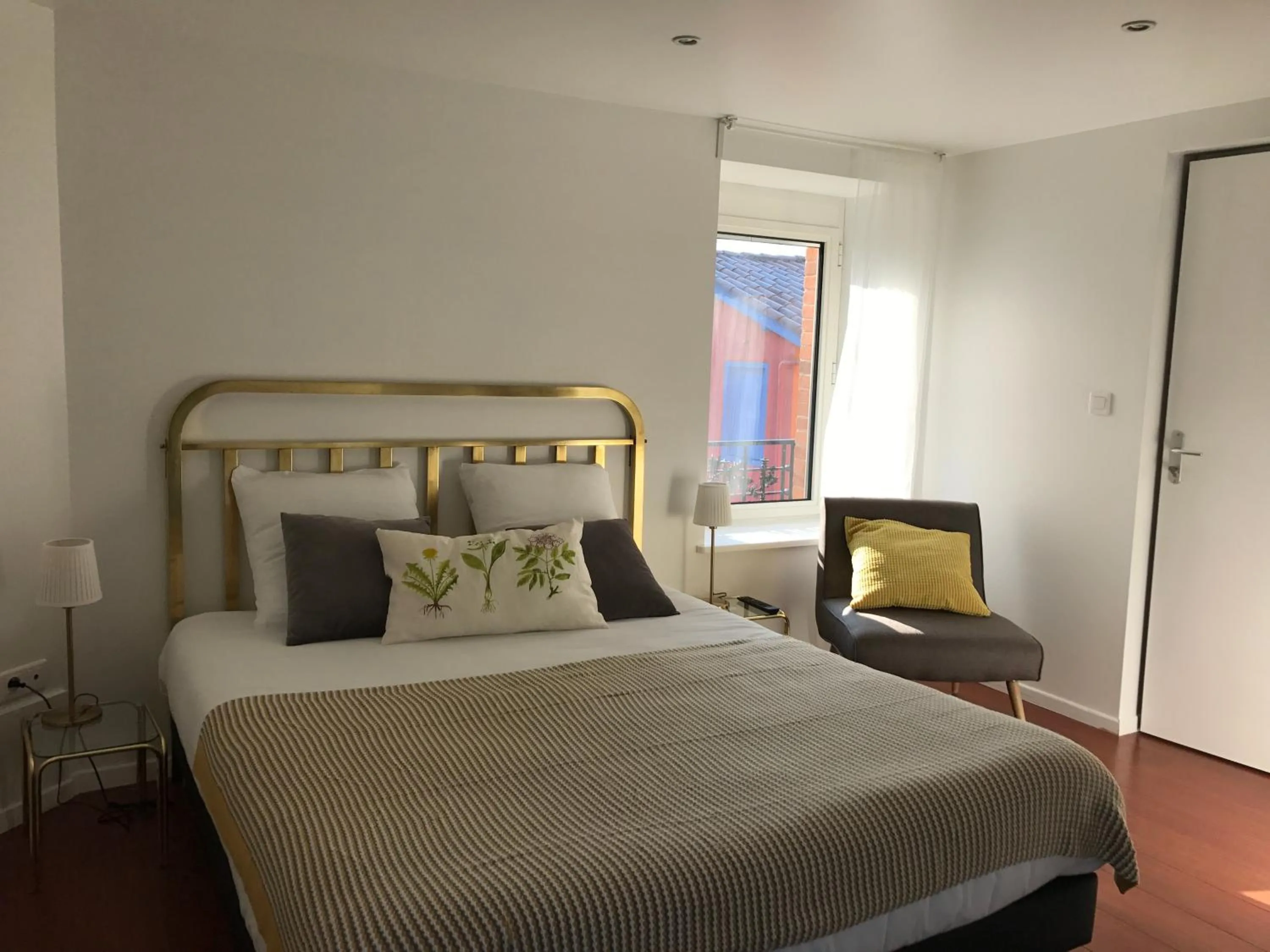 Bedroom, Bed in Logis Hôtel O Lodge