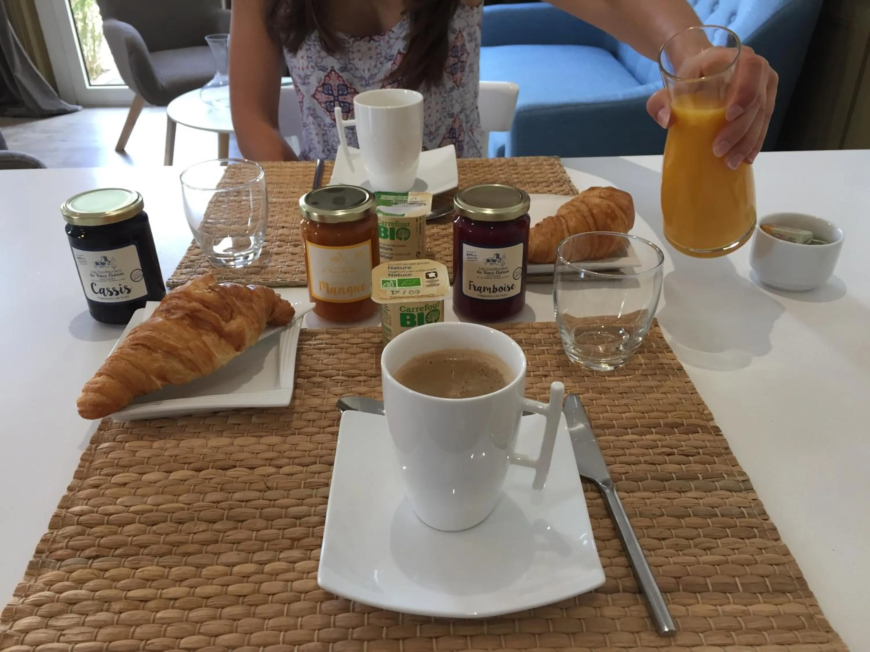 Breakfast in Logis Hôtel O Lodge
