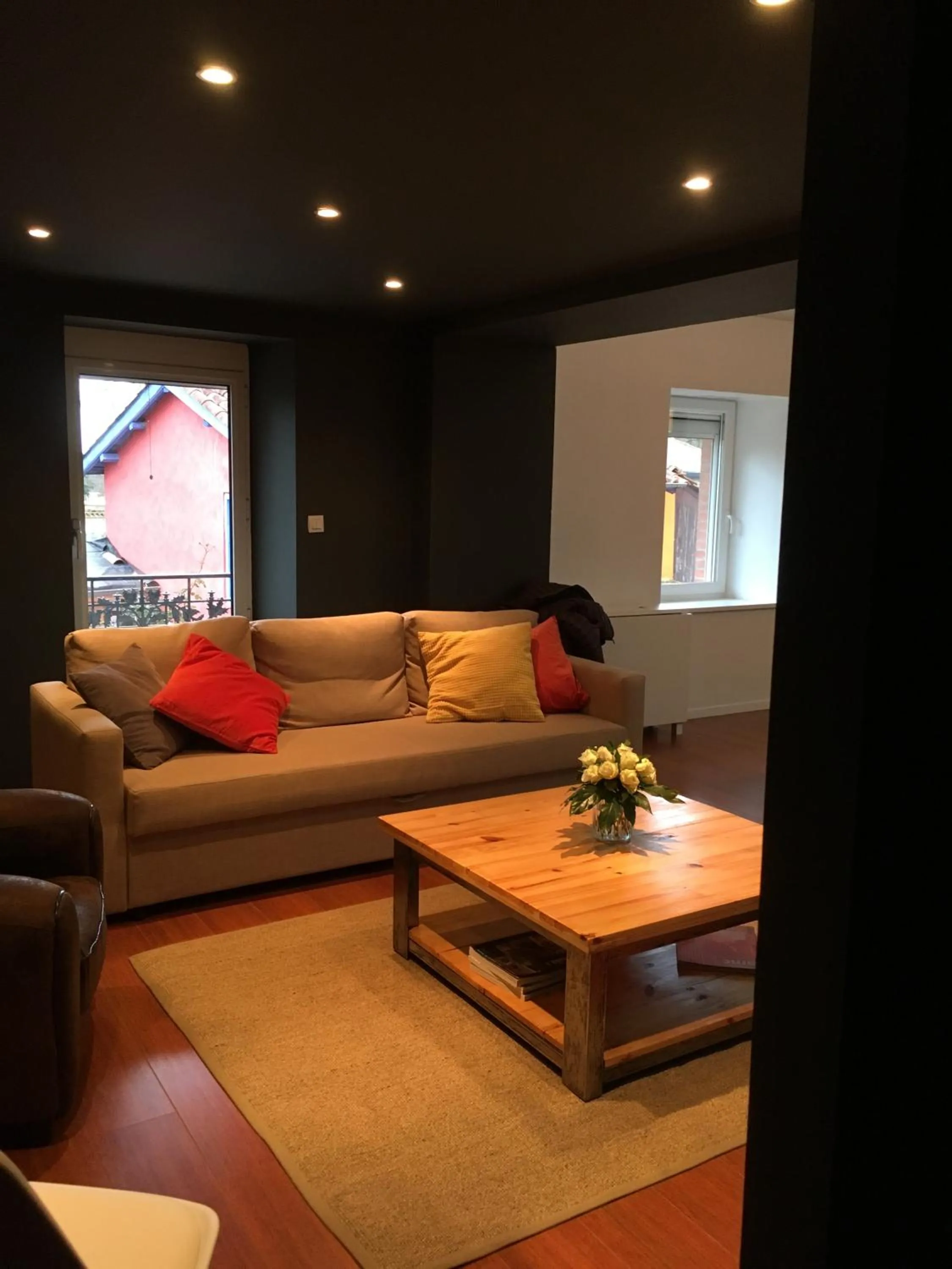 Living room in Logis Hôtel O Lodge