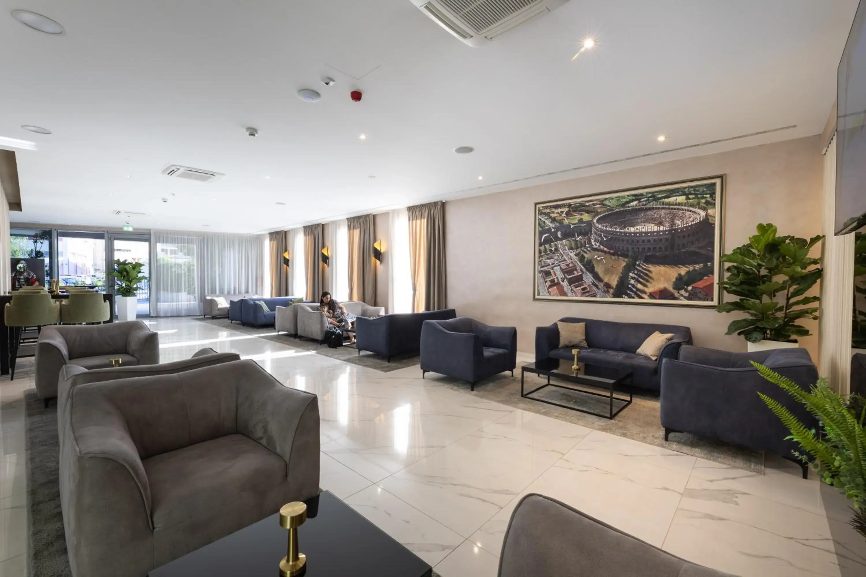 Lobby or reception in Hotel Salona Palace Lobby or reception in Hotel Salona Palace