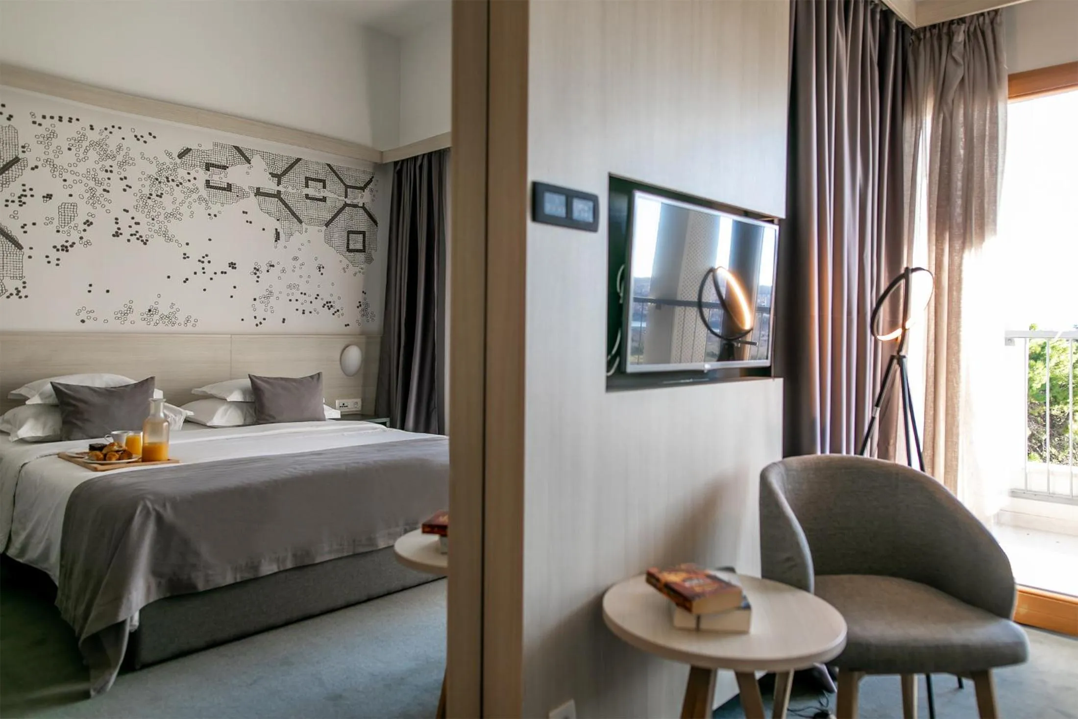 Breakfast, Bed in Hotel Salona Palace