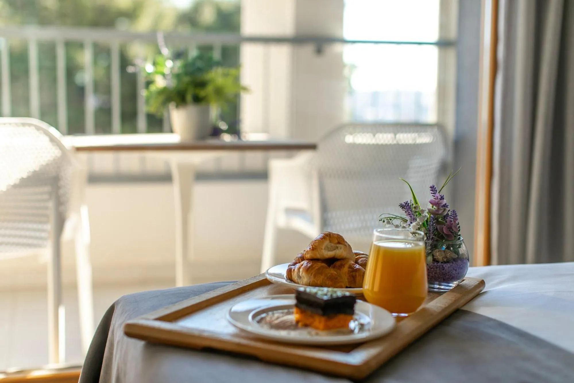 Food and drinks in Hotel Salona Palace