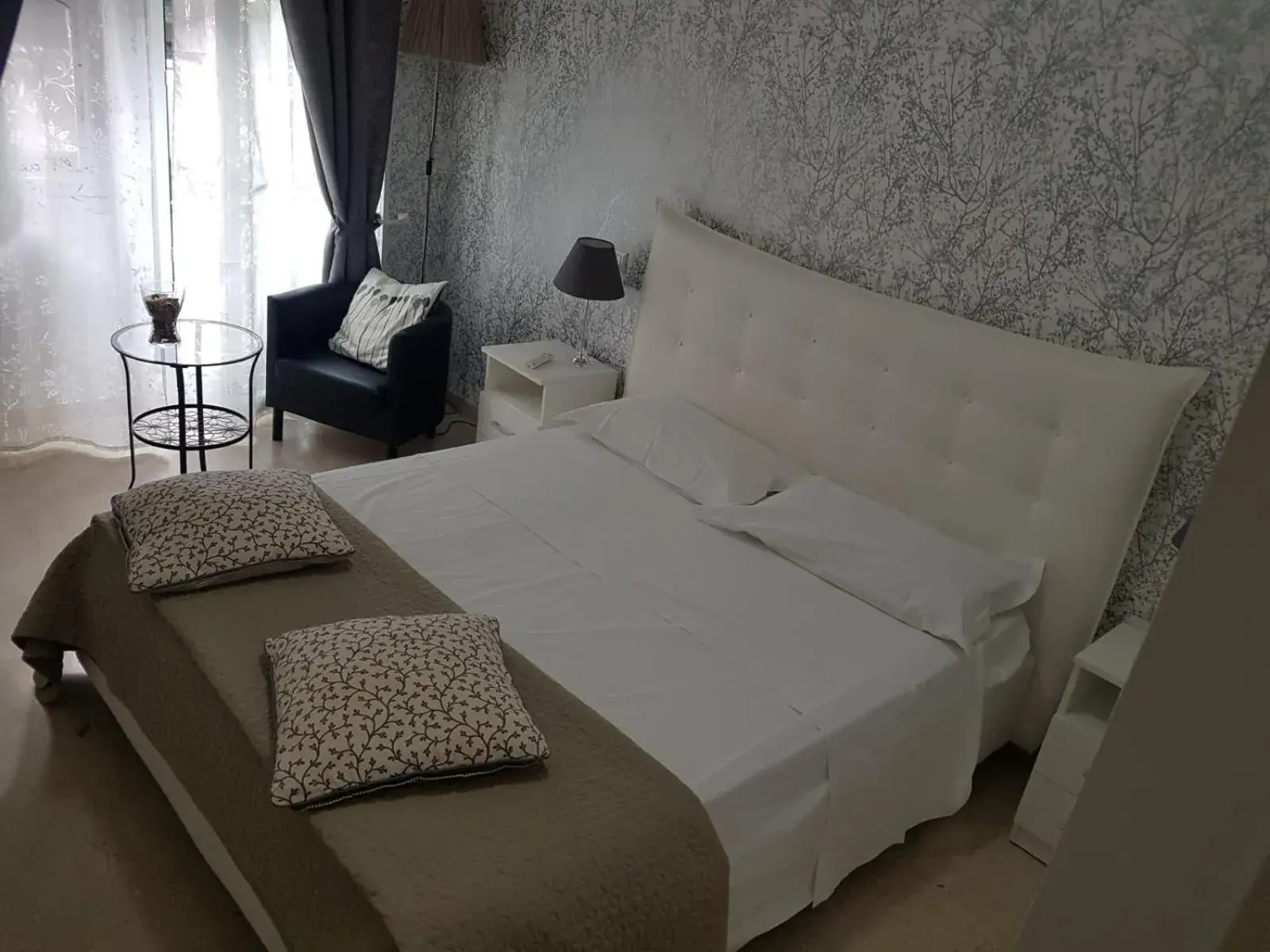 Deluxe Triple Room in Ruggero Settimo Gallery Deluxe Triple Room in Ruggero Settimo Gallery