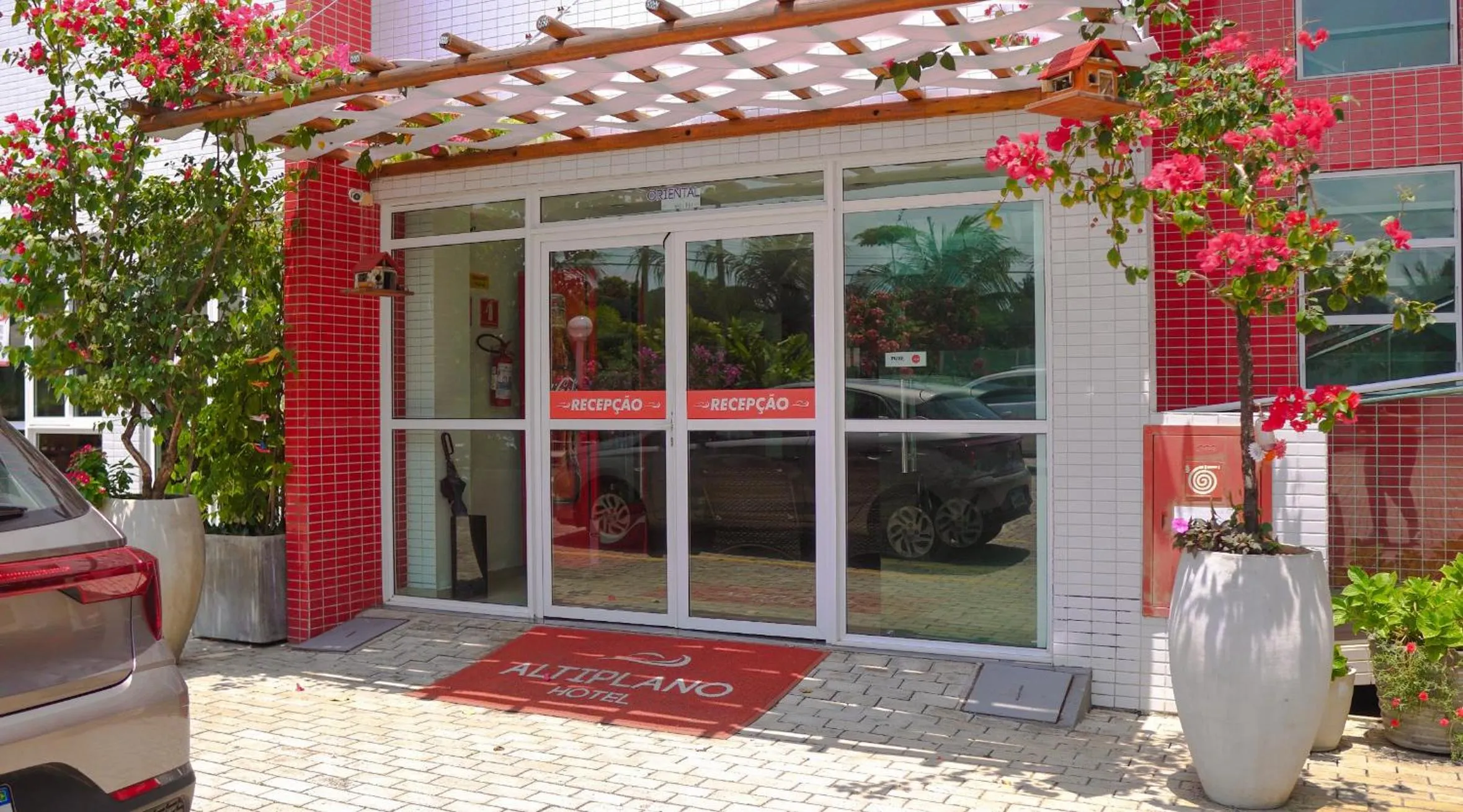 Facade/entrance in Altiplano Hotel