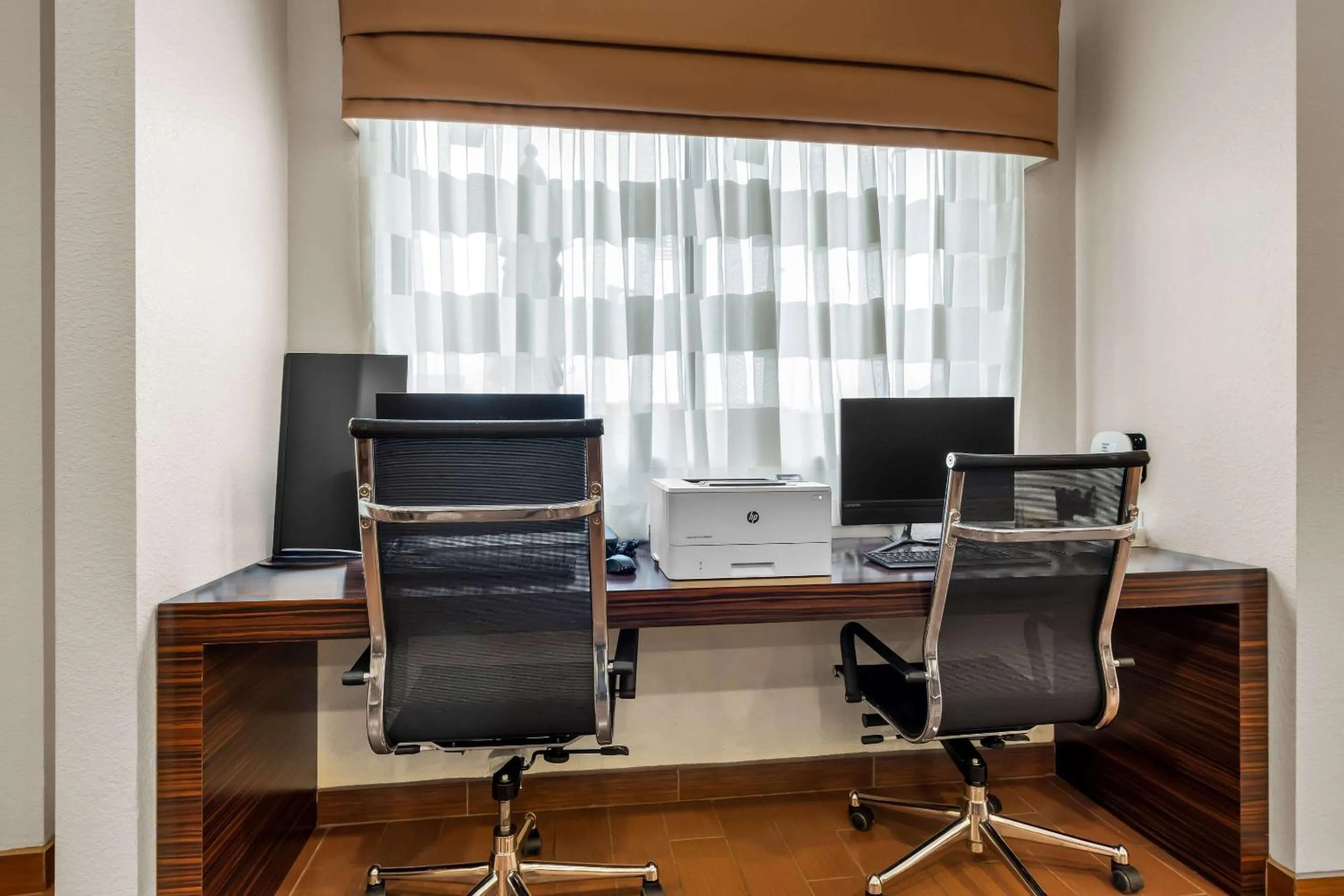 Business facilities in Sleep Inn & Suites West-Near Medical Center