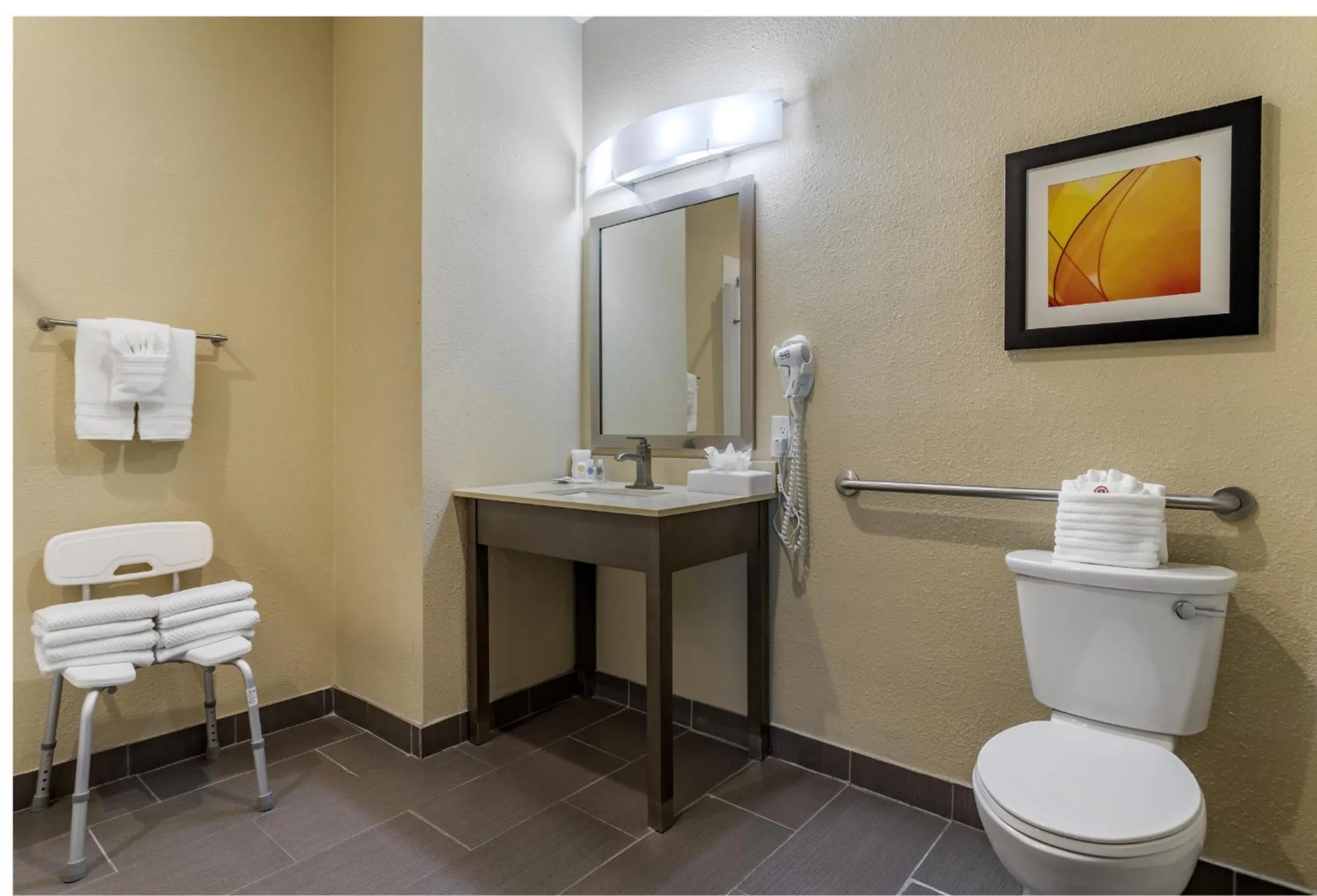 Bathroom in Comfort Suites Near Sam Houston Race Park
