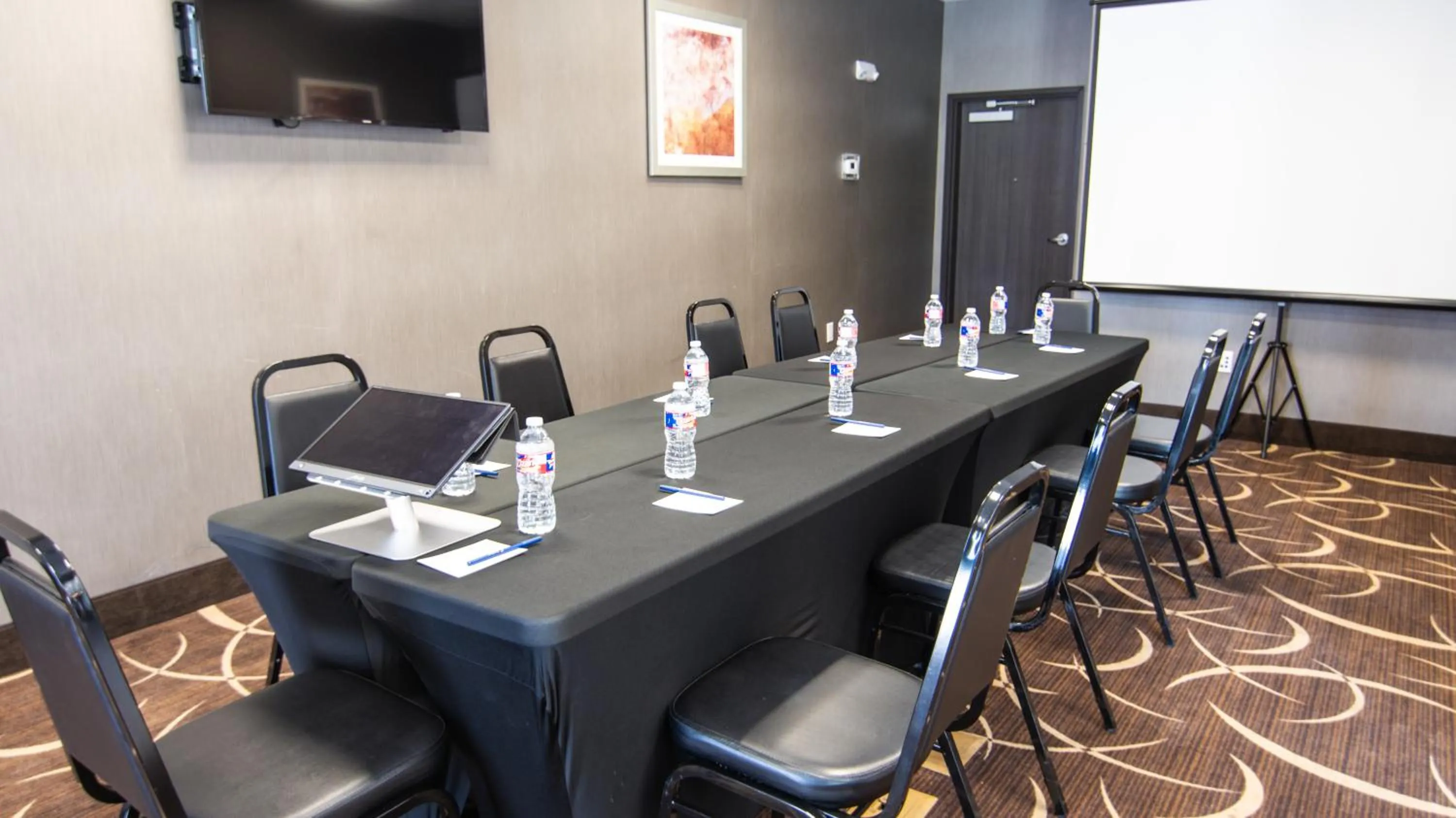 Meeting/conference room in Comfort Suites Near Sam Houston Race Park