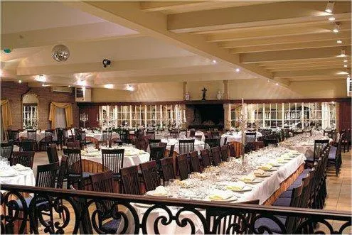 Restaurant/places to eat in Hotel Salons De Vrede