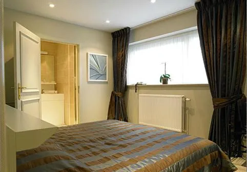 Bedroom, Bed in Hotel Salons De Vrede