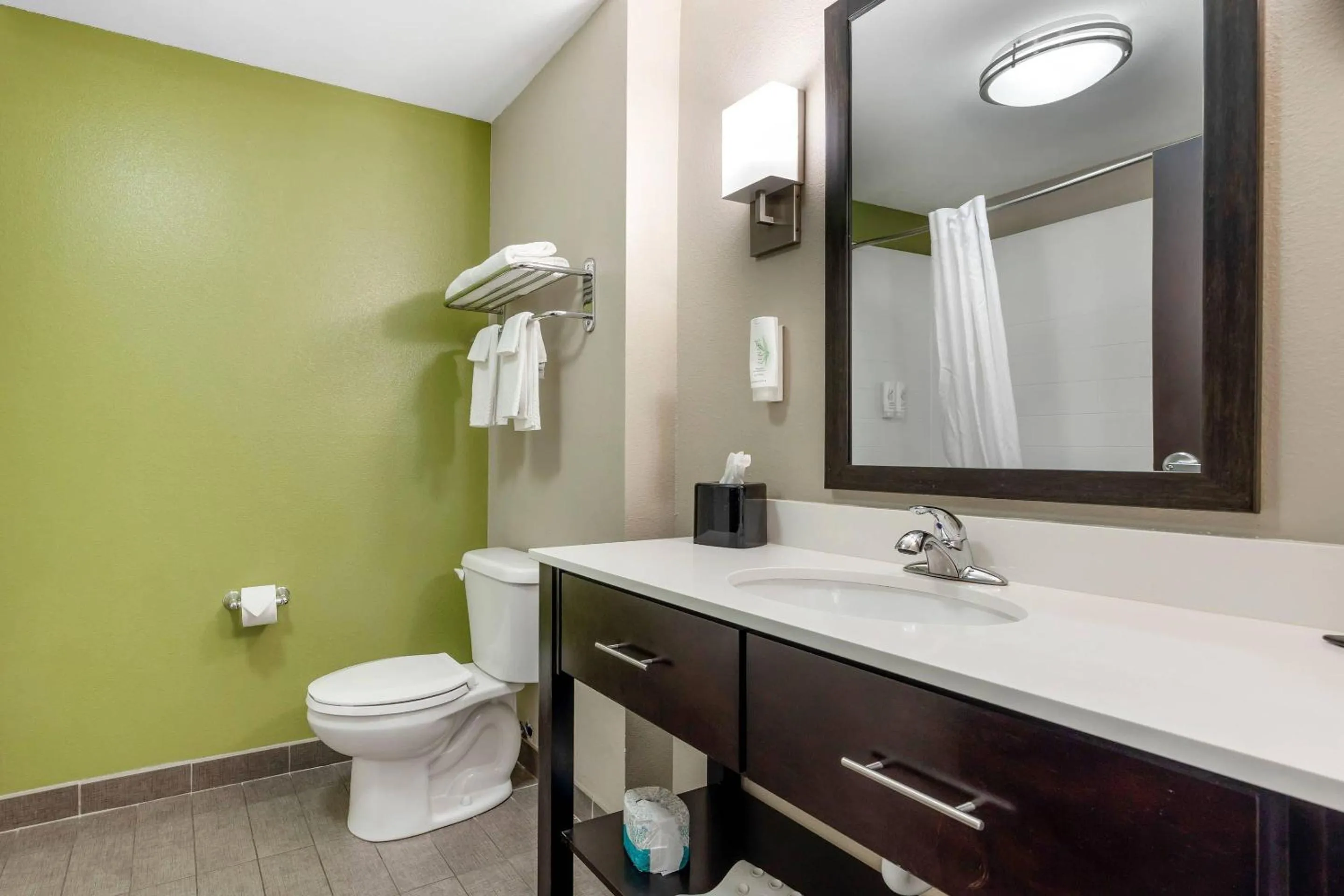 Bedroom in Sleep Inn & Suites Columbia