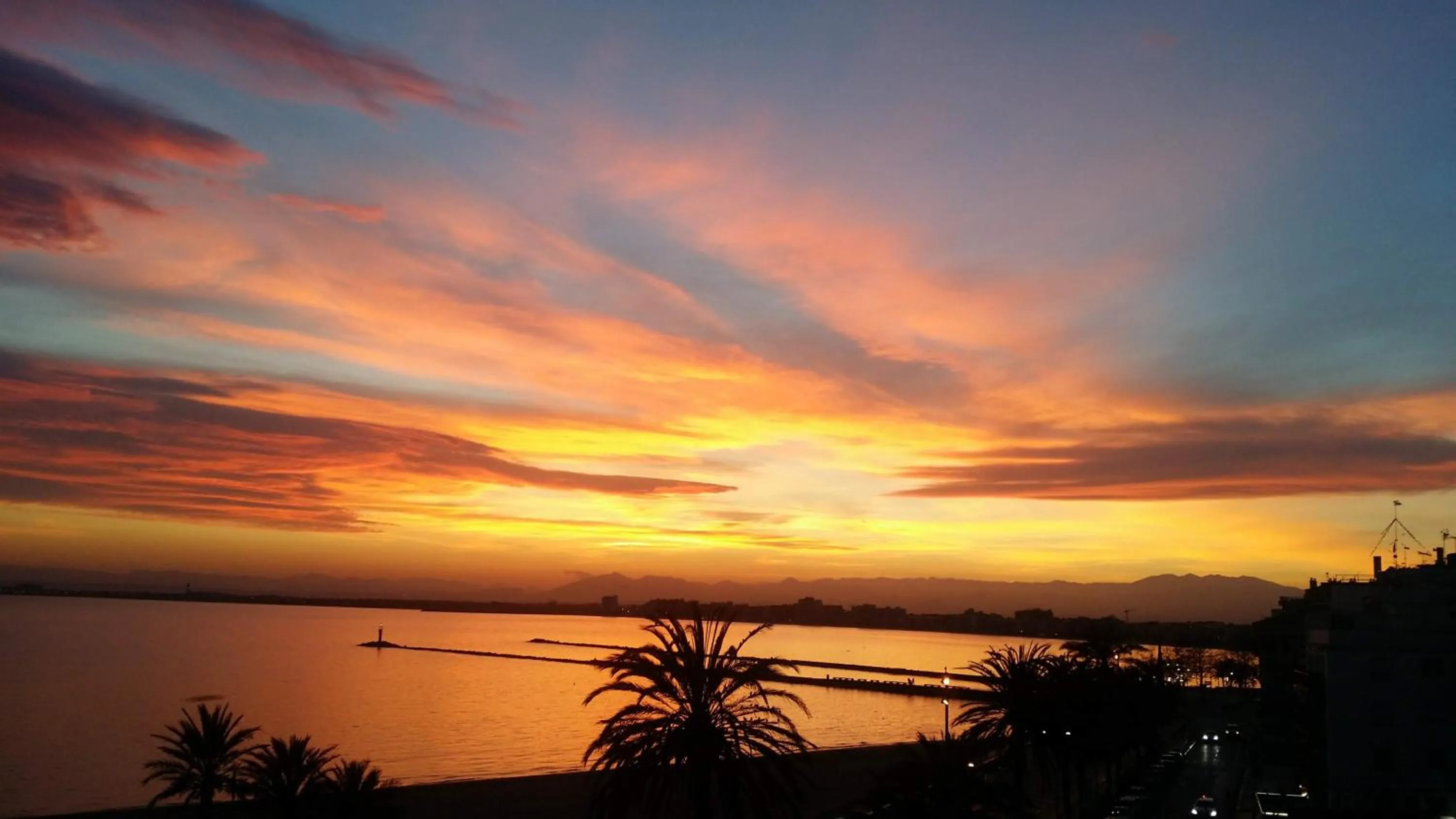 Sunset in Apartamentos Ferrán Paqui