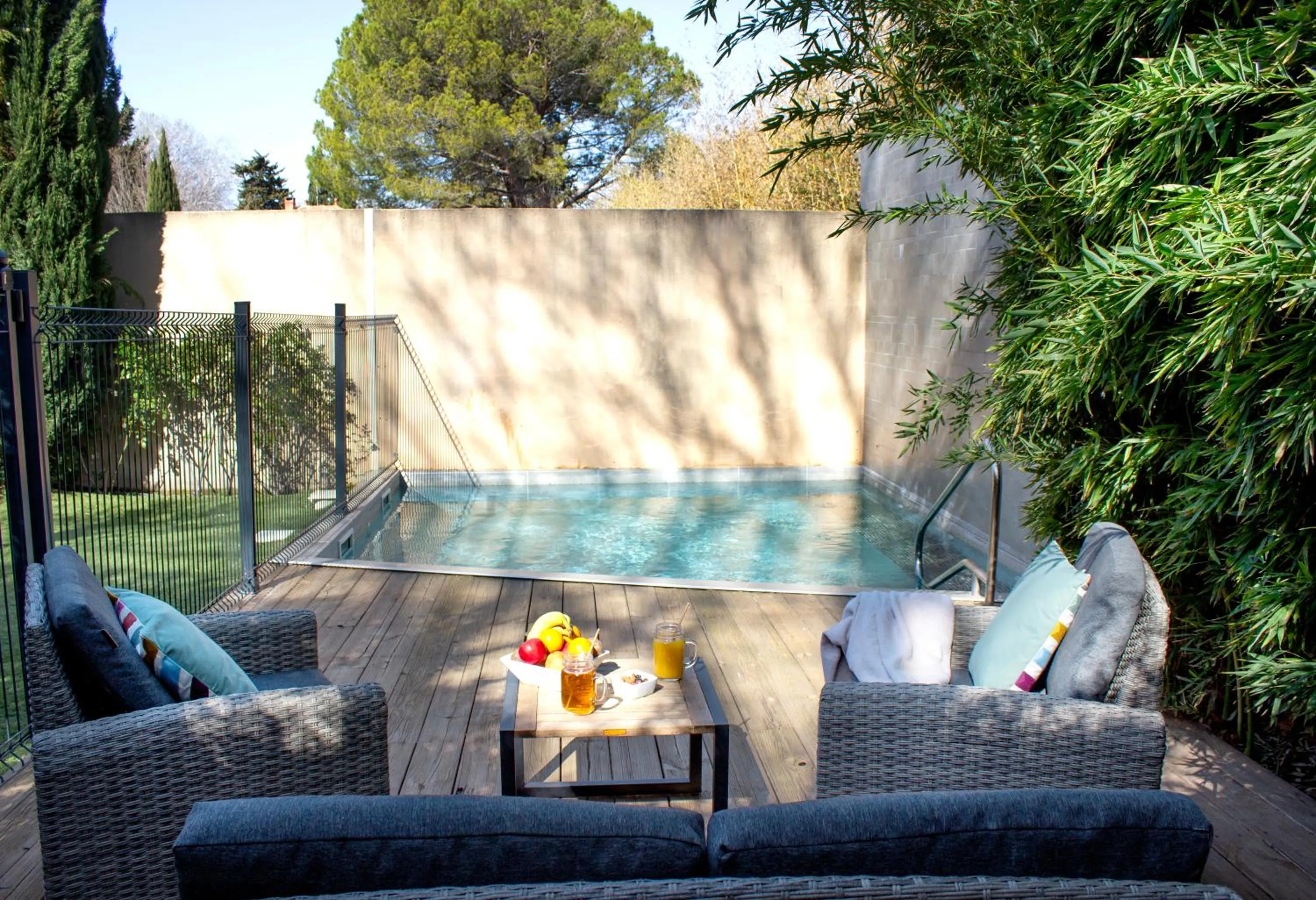 Patio in Best Western Plus Le Lavarin