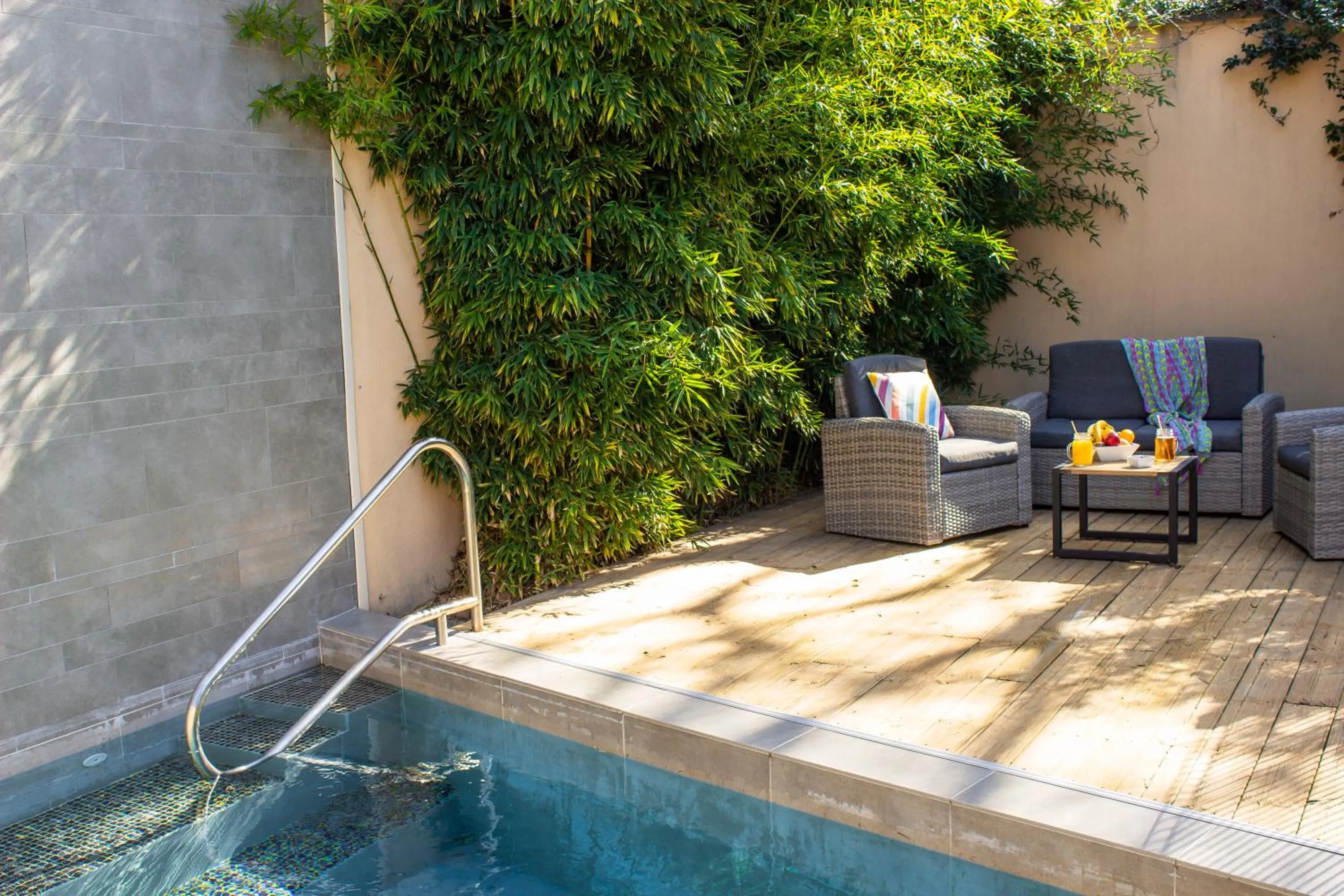 Pool view in Best Western Plus Le Lavarin