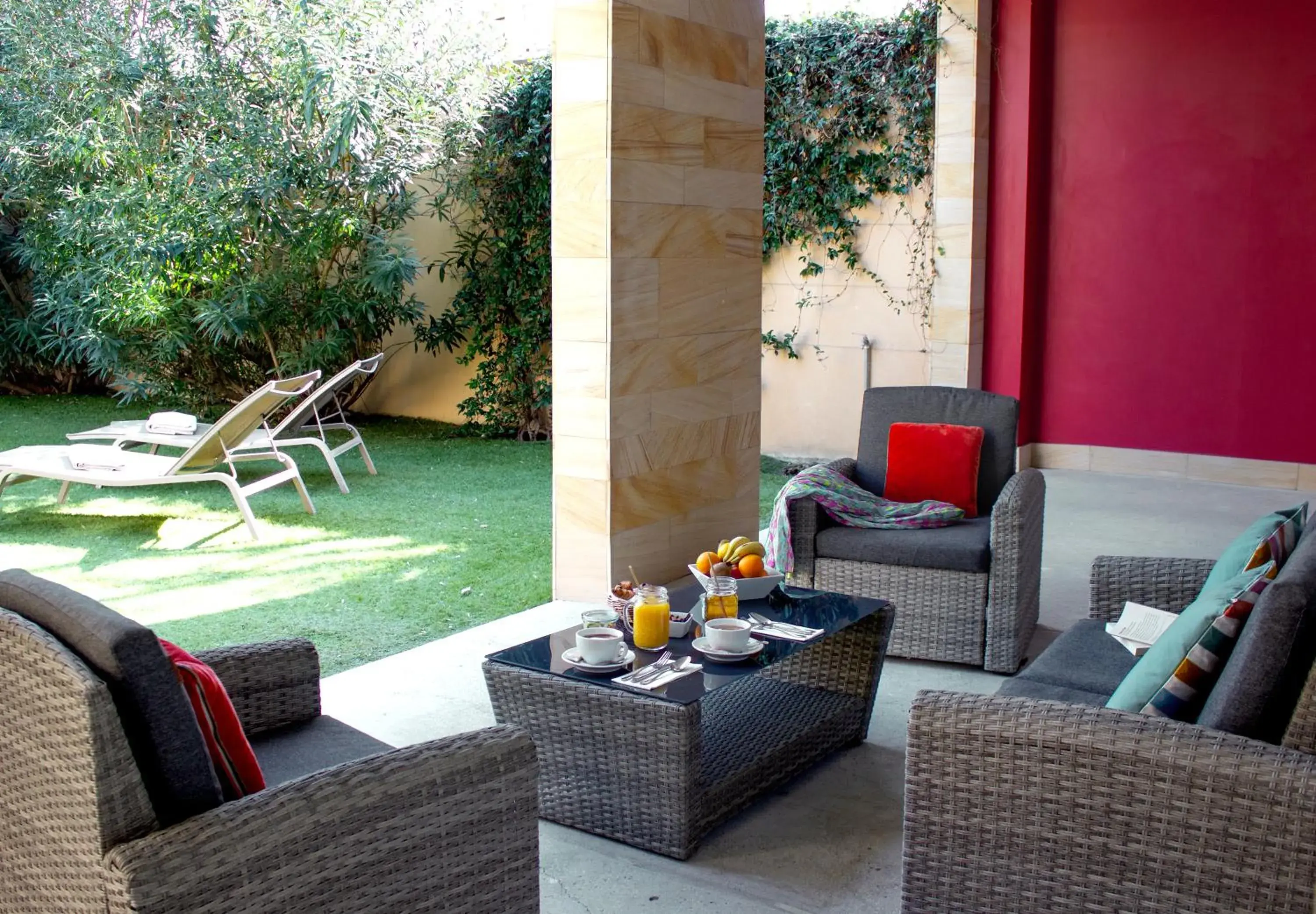 Garden view in Best Western Plus Le Lavarin Garden view in Best Western Plus Le Lavarin