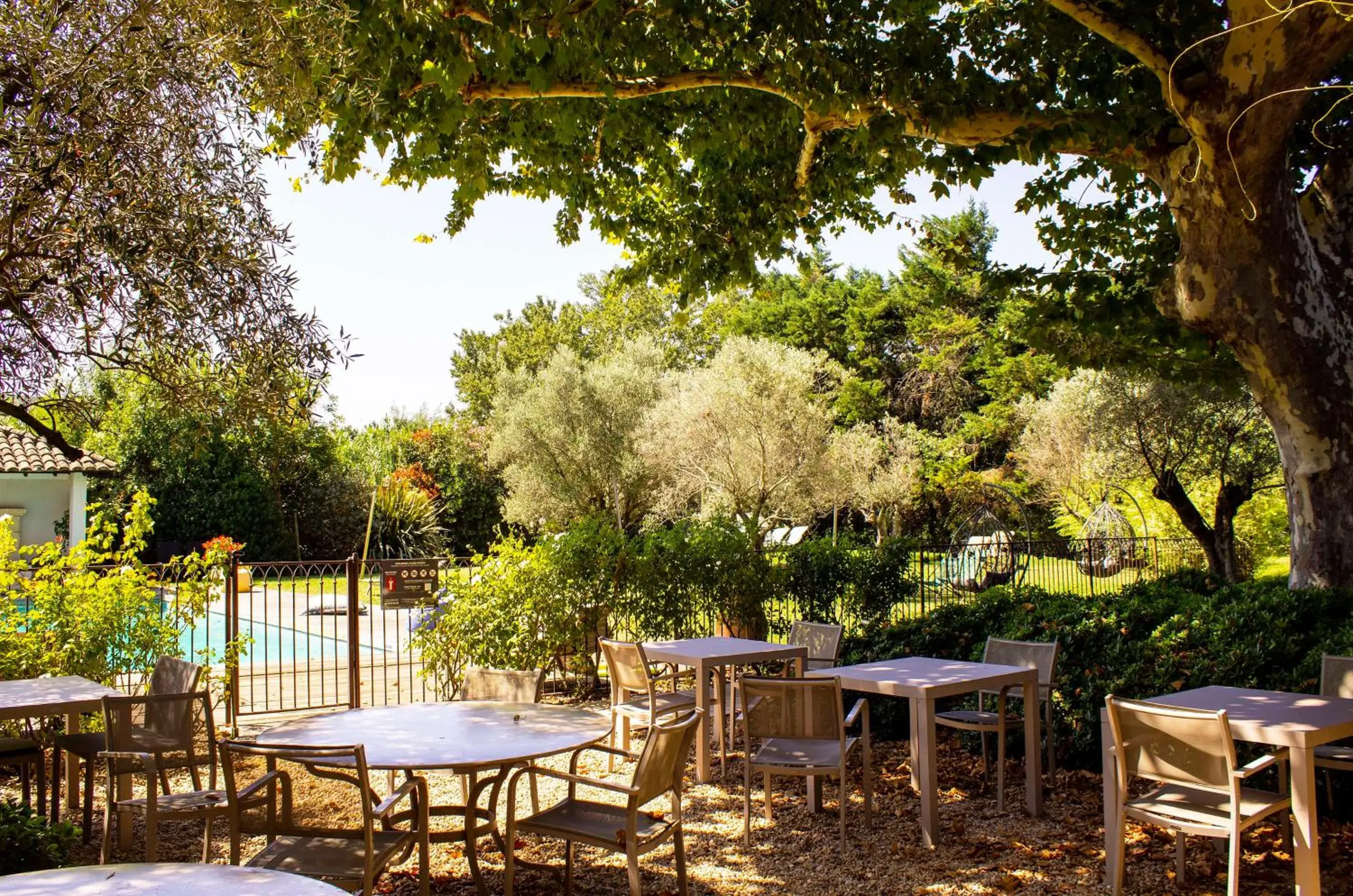 Restaurant/places to eat in Best Western Plus Le Lavarin Restaurant/places to eat in Best Western Plus Le Lavarin