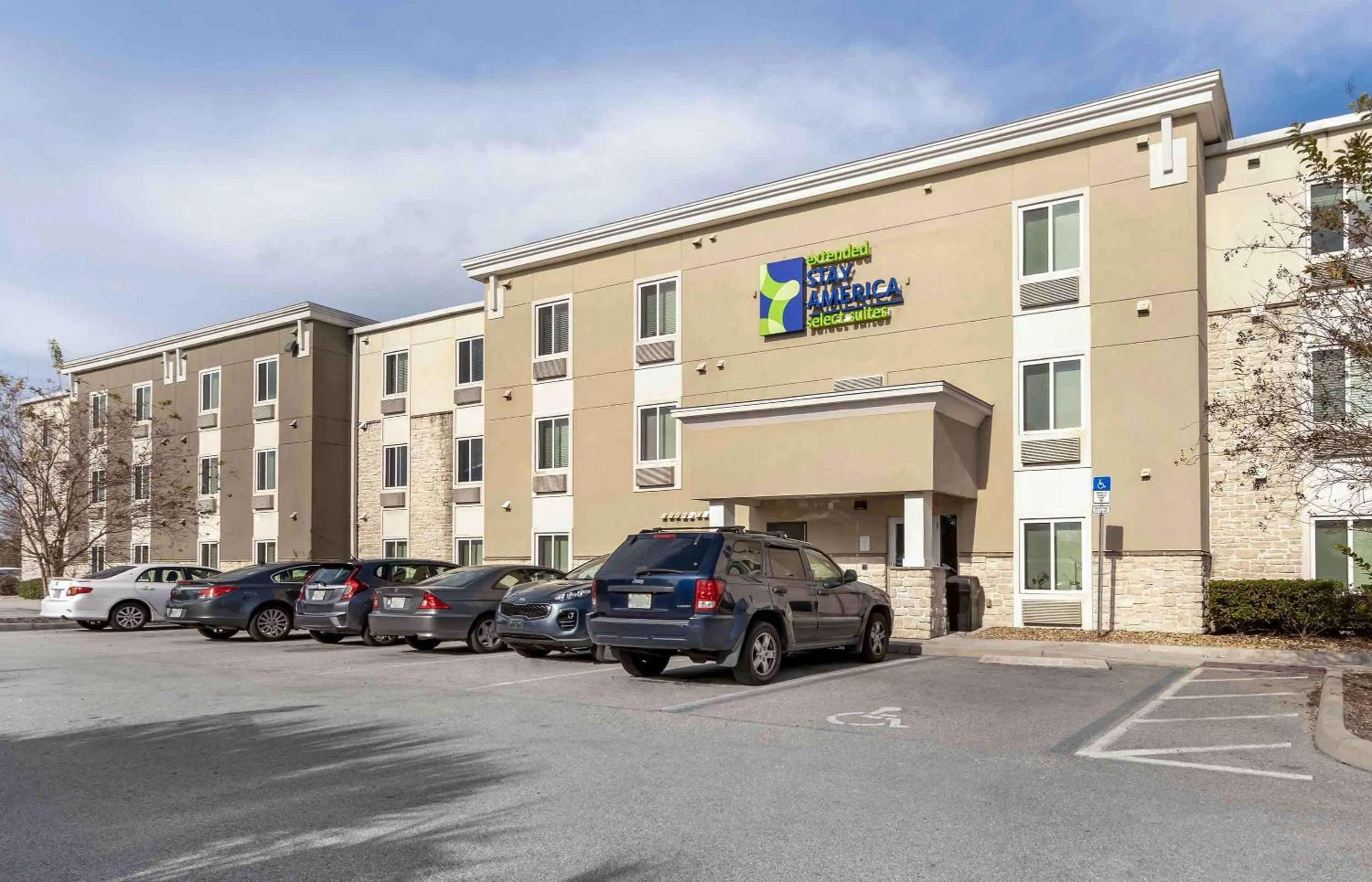 Property building in Extended Stay America Select Suites - Orlando - Airport