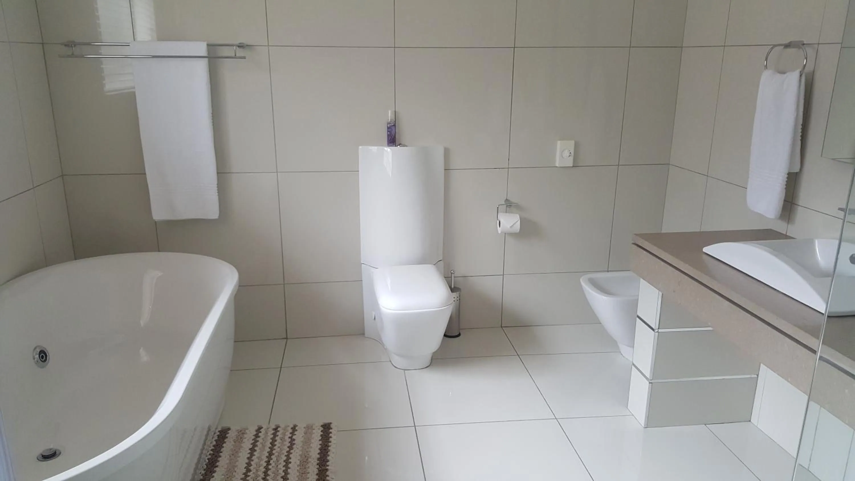 Bathroom in Fa'Trez Guest House & Spa