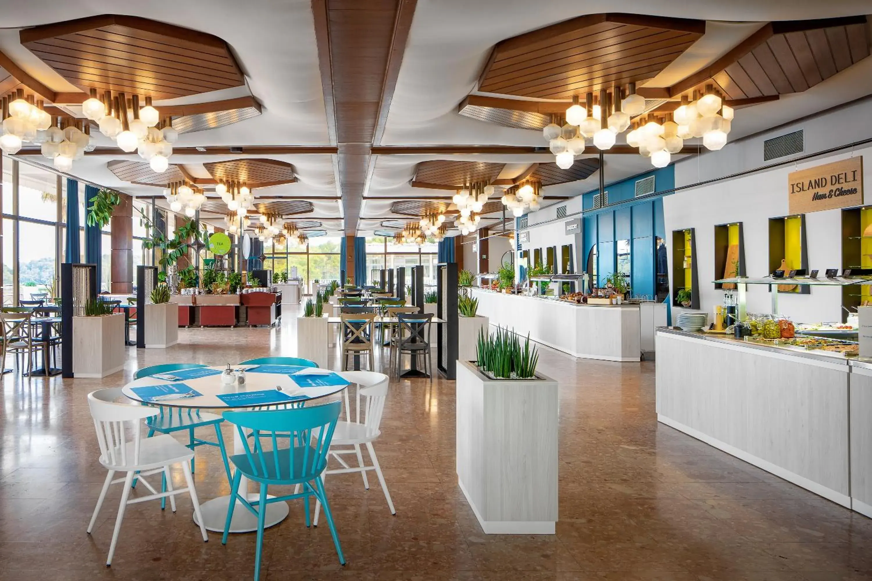 Restaurant/places to eat in Arkada Hotel Restaurant/places to eat in Arkada Hotel