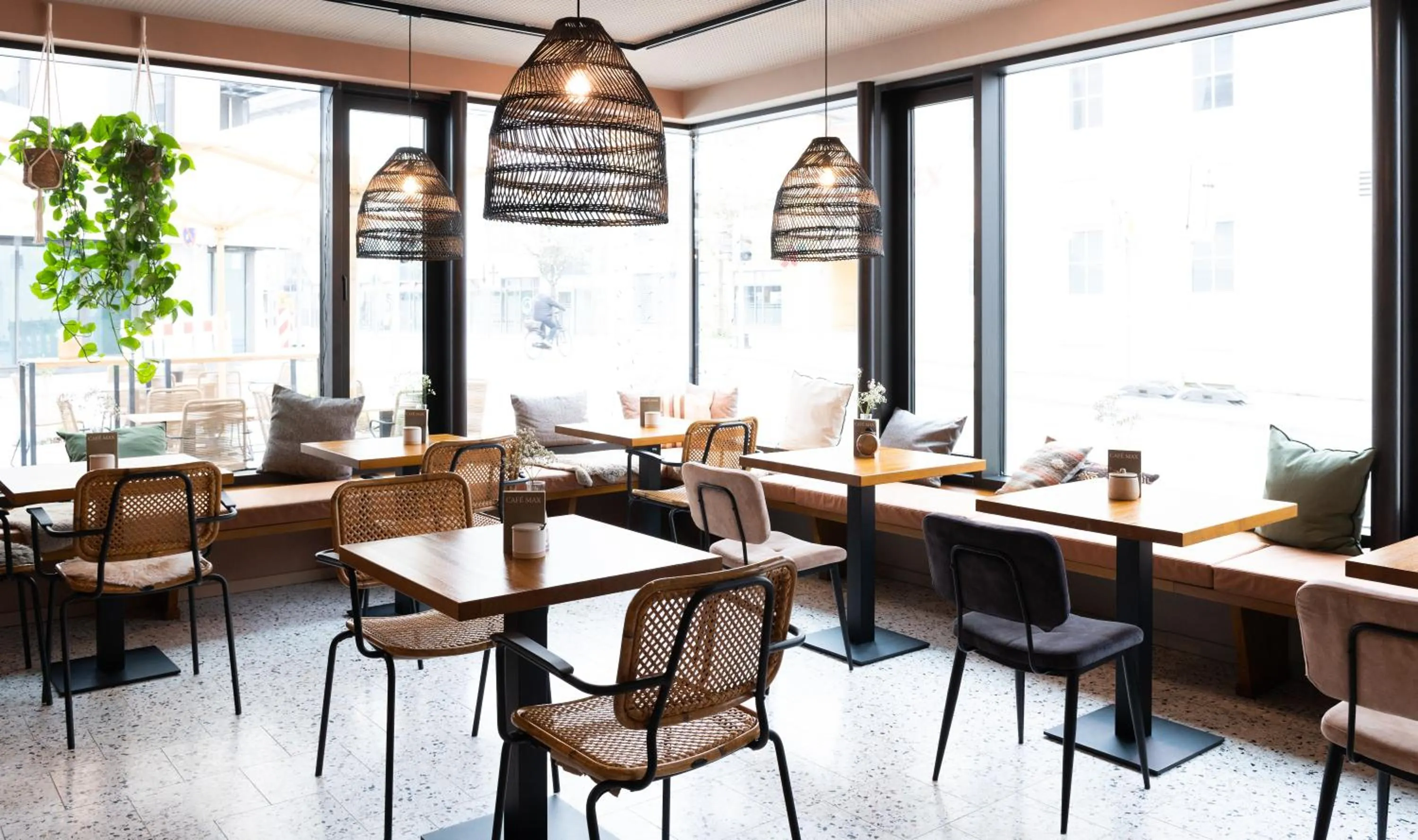 Lounge or bar in Hotel Garni Maximilian