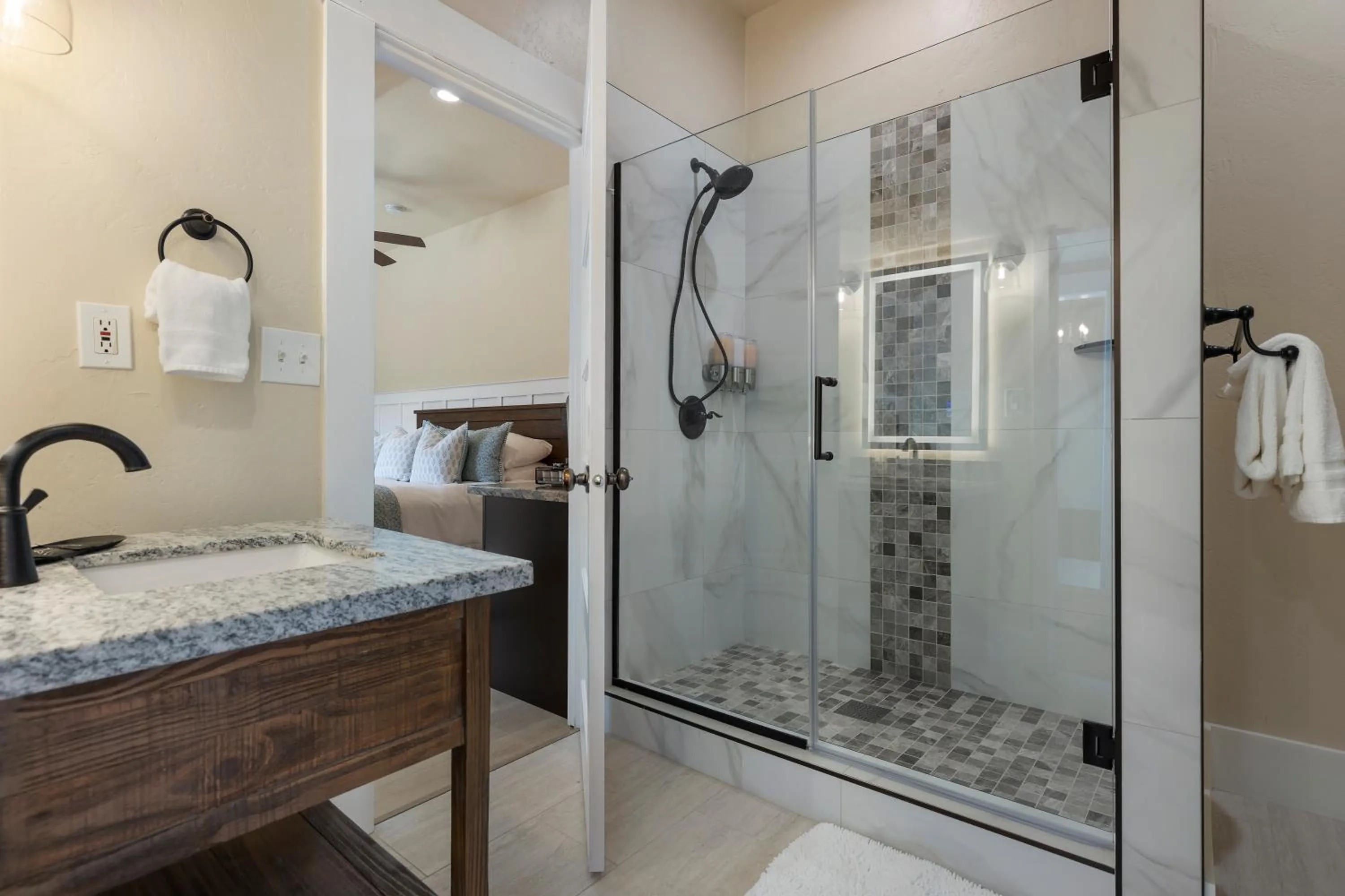 Shower in Waterfront Inn