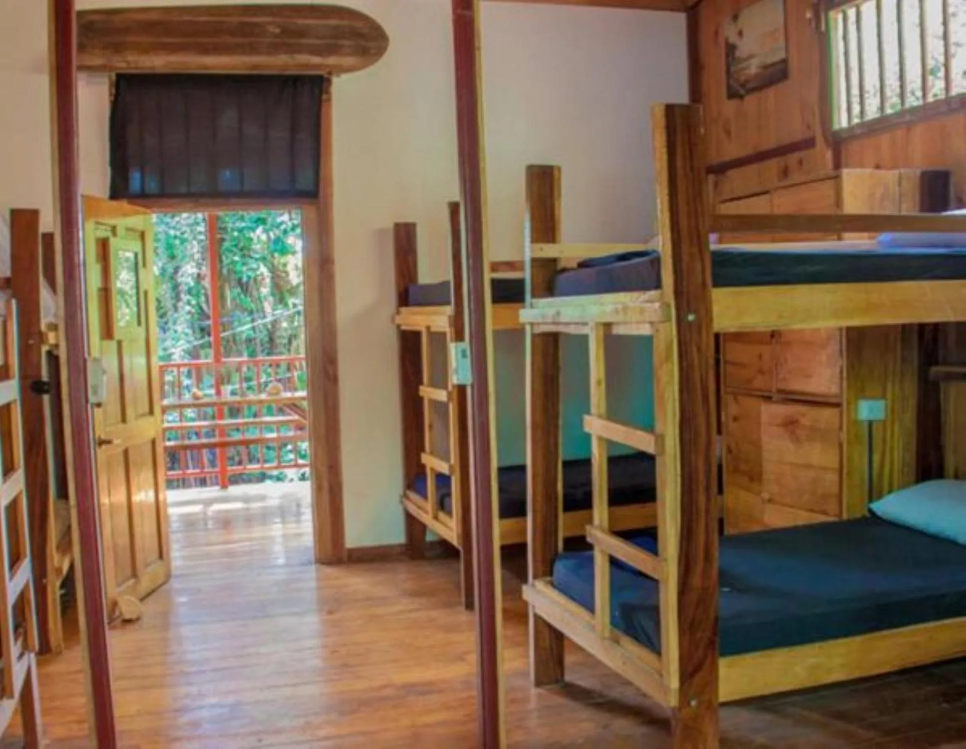 Bed in Burnt Toast Surfcamp