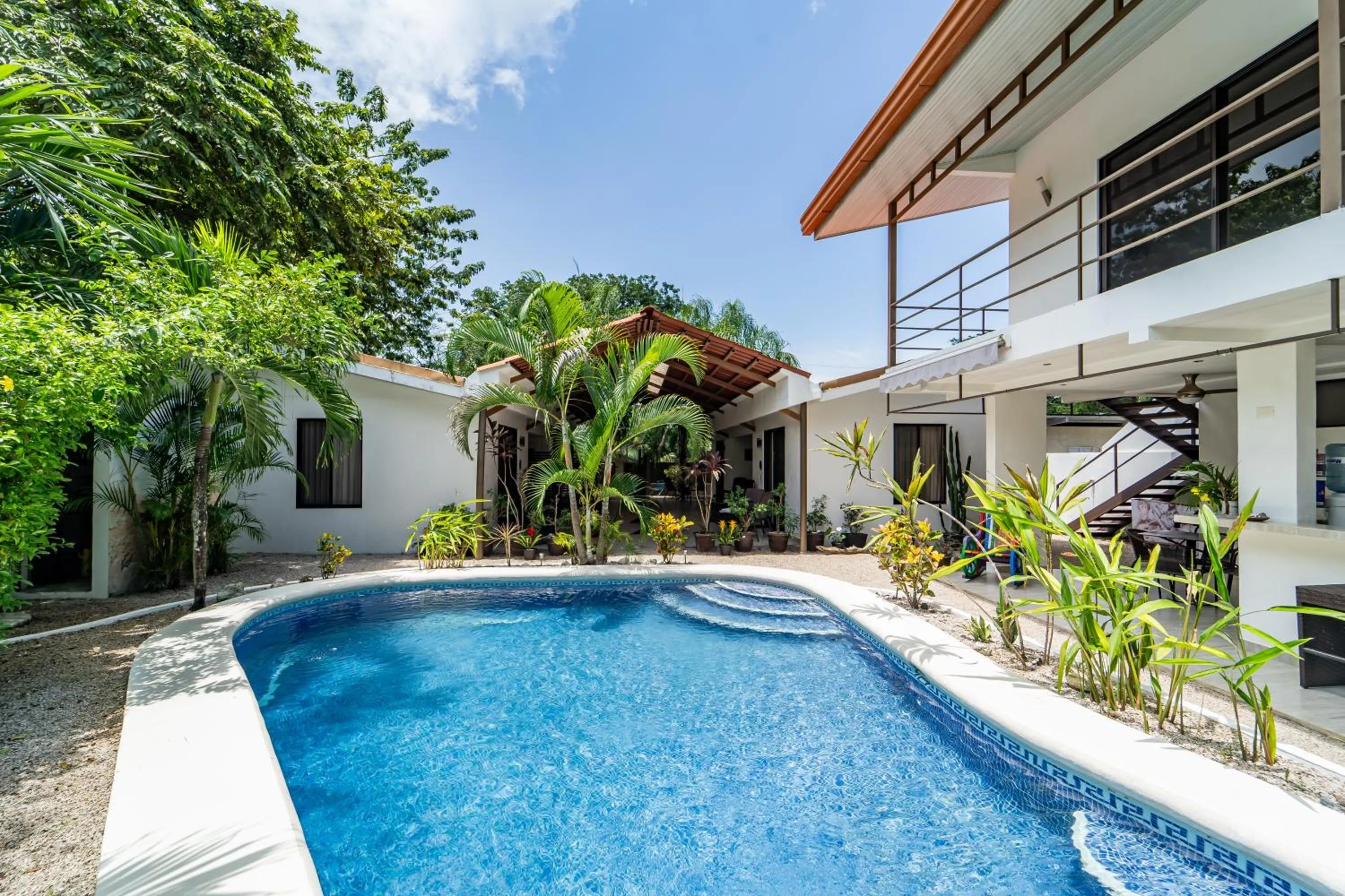 Property building in Las Perlitas Rentals Playa Samara