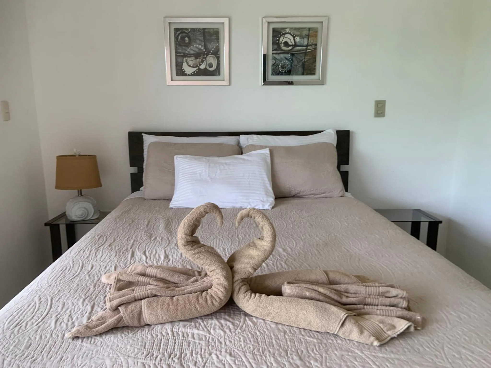 Bedroom, Bed in Las Perlitas Rentals Playa Samara