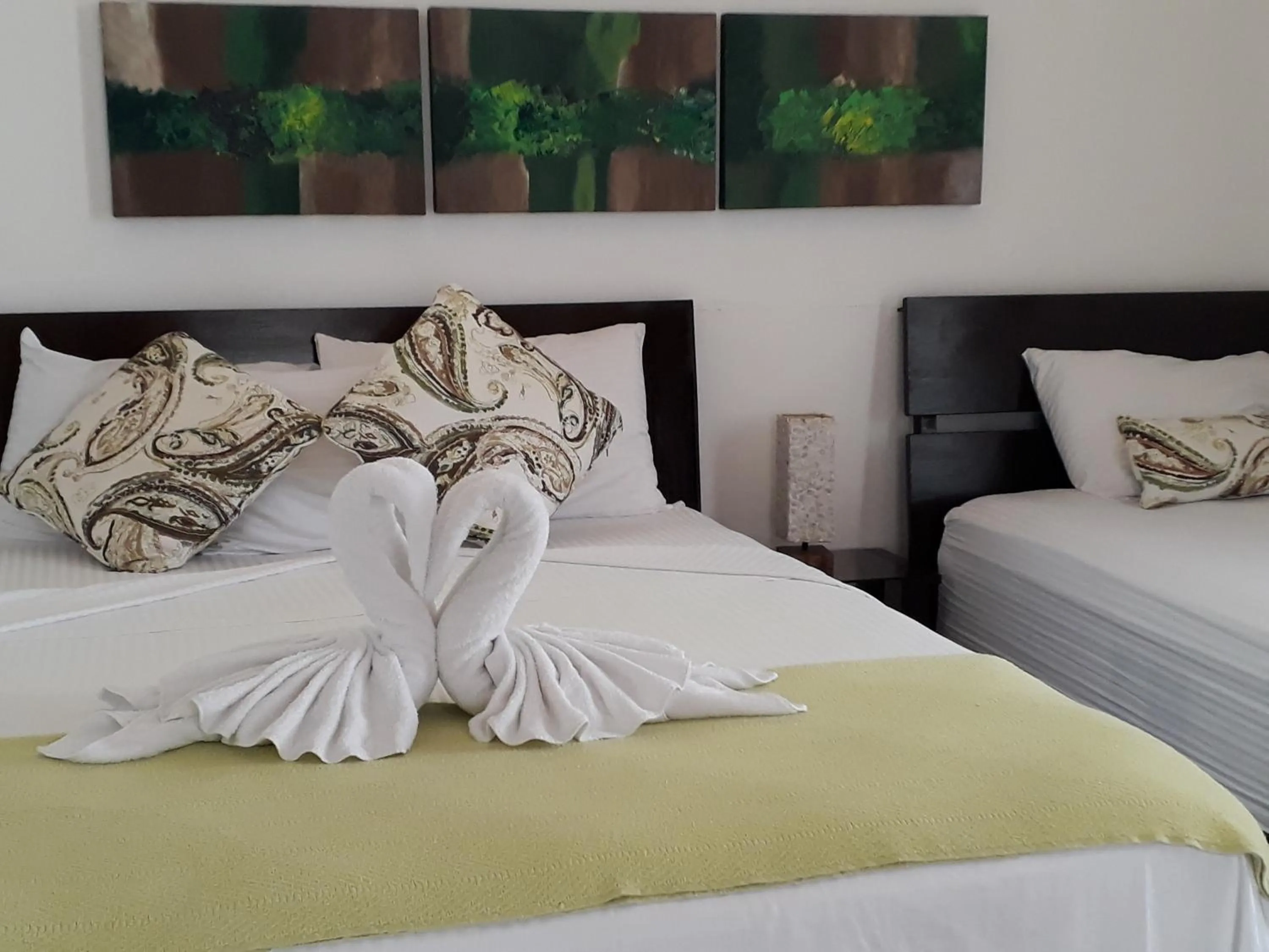 Bed in Las Perlitas Rentals Playa Samara