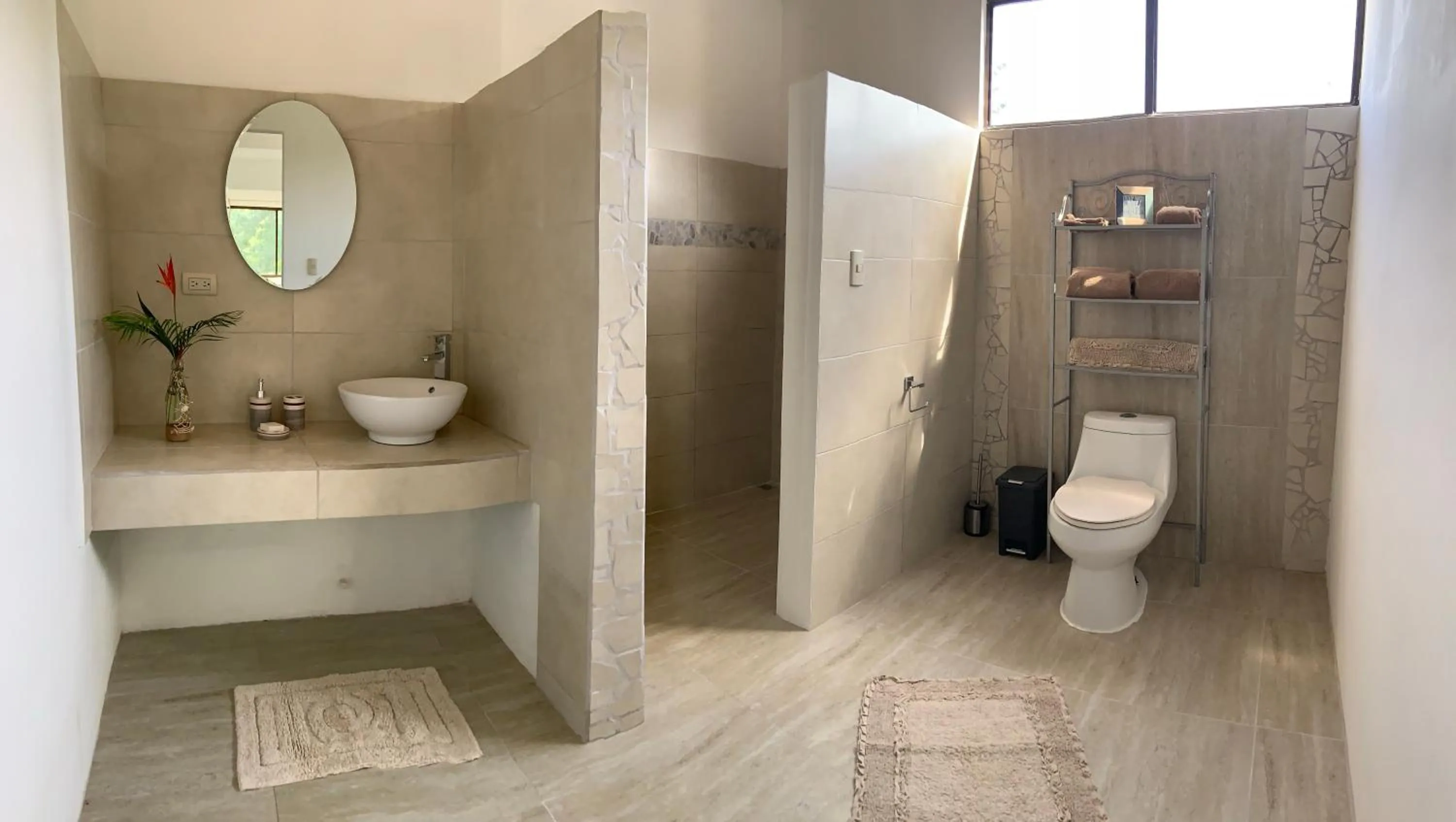 Bathroom in Las Perlitas Rentals Playa Samara