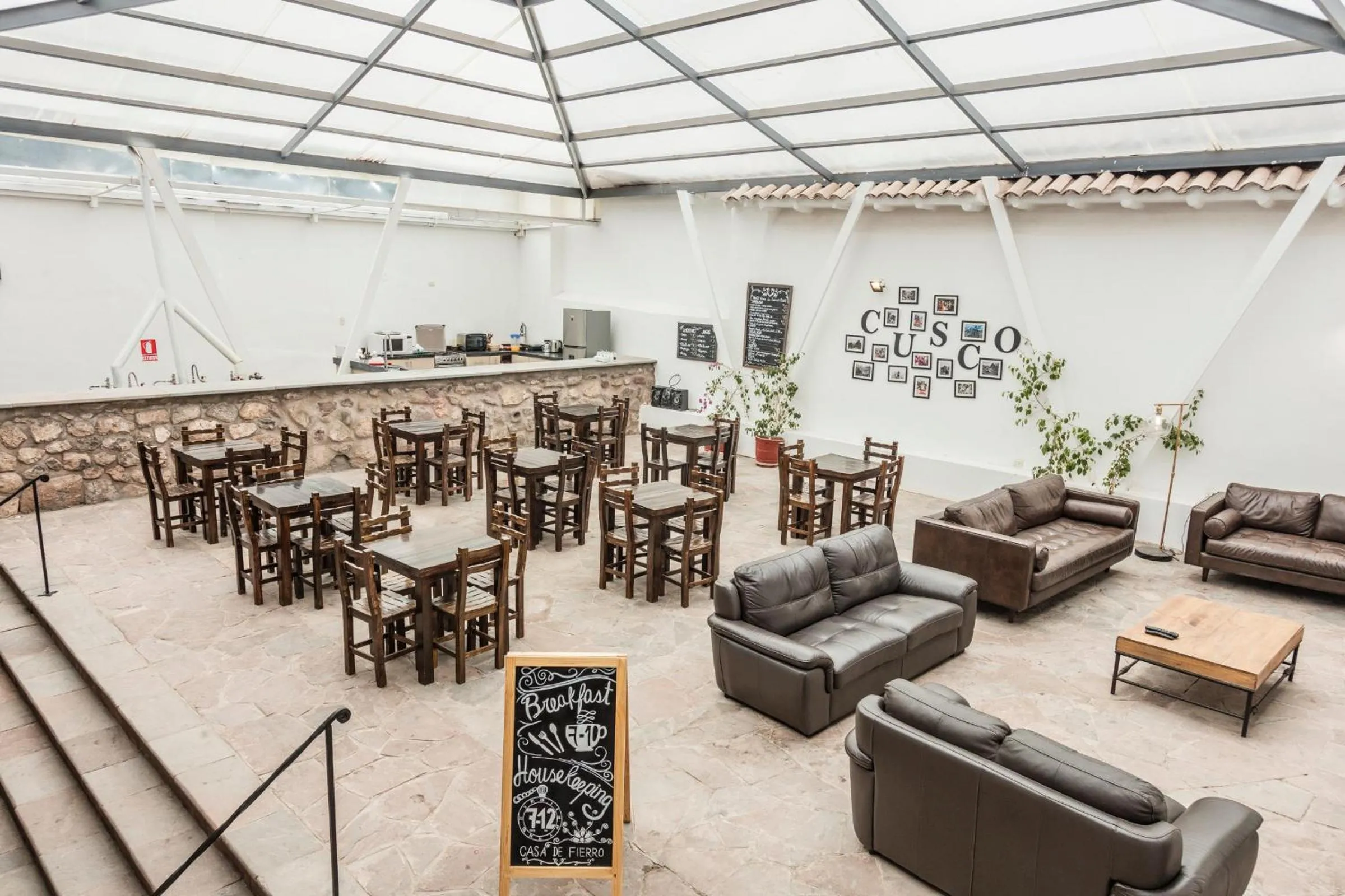Lounge or bar in Hotel Casa Fierro Cusco