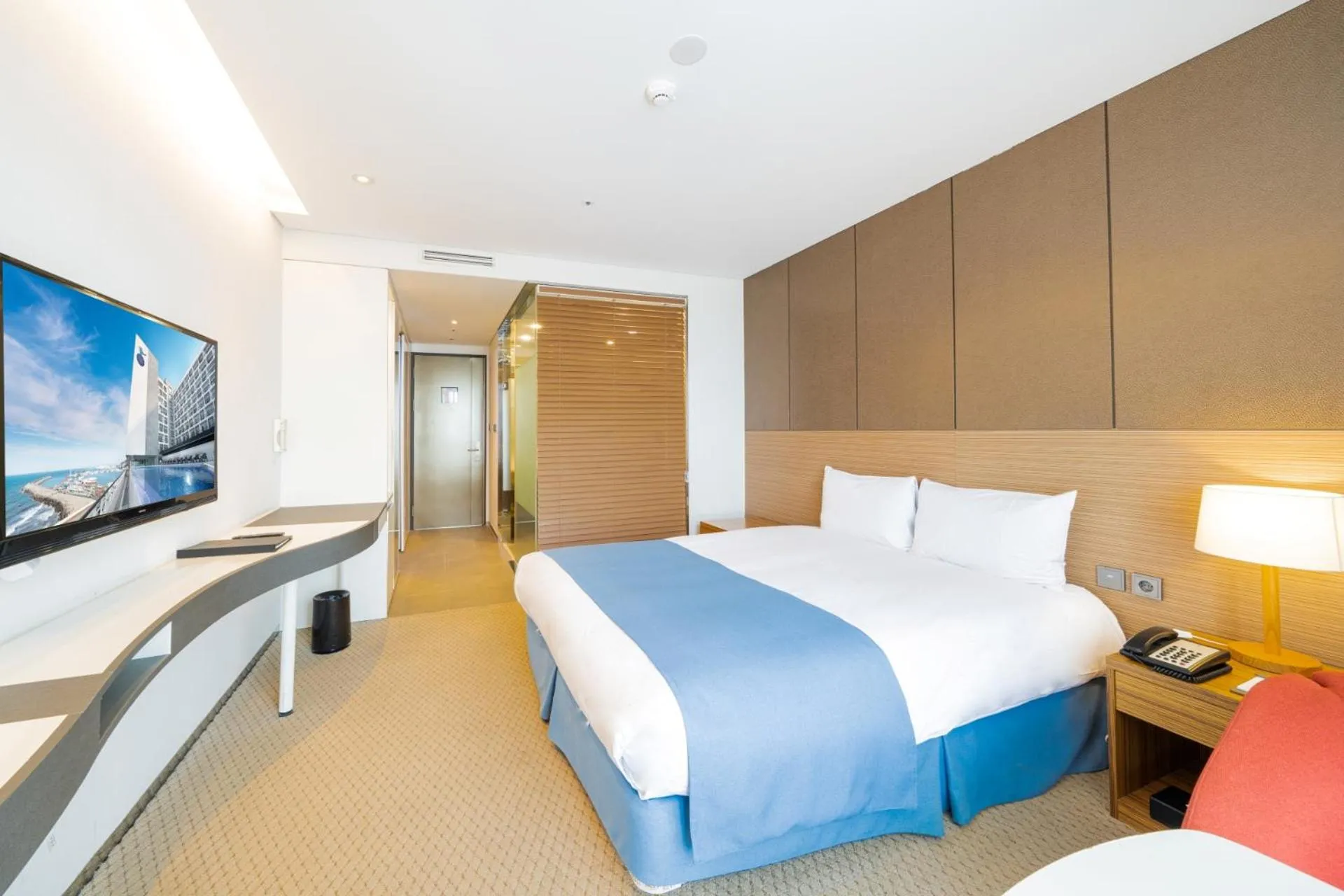 Bed in Hotel Whistlelark Jeju