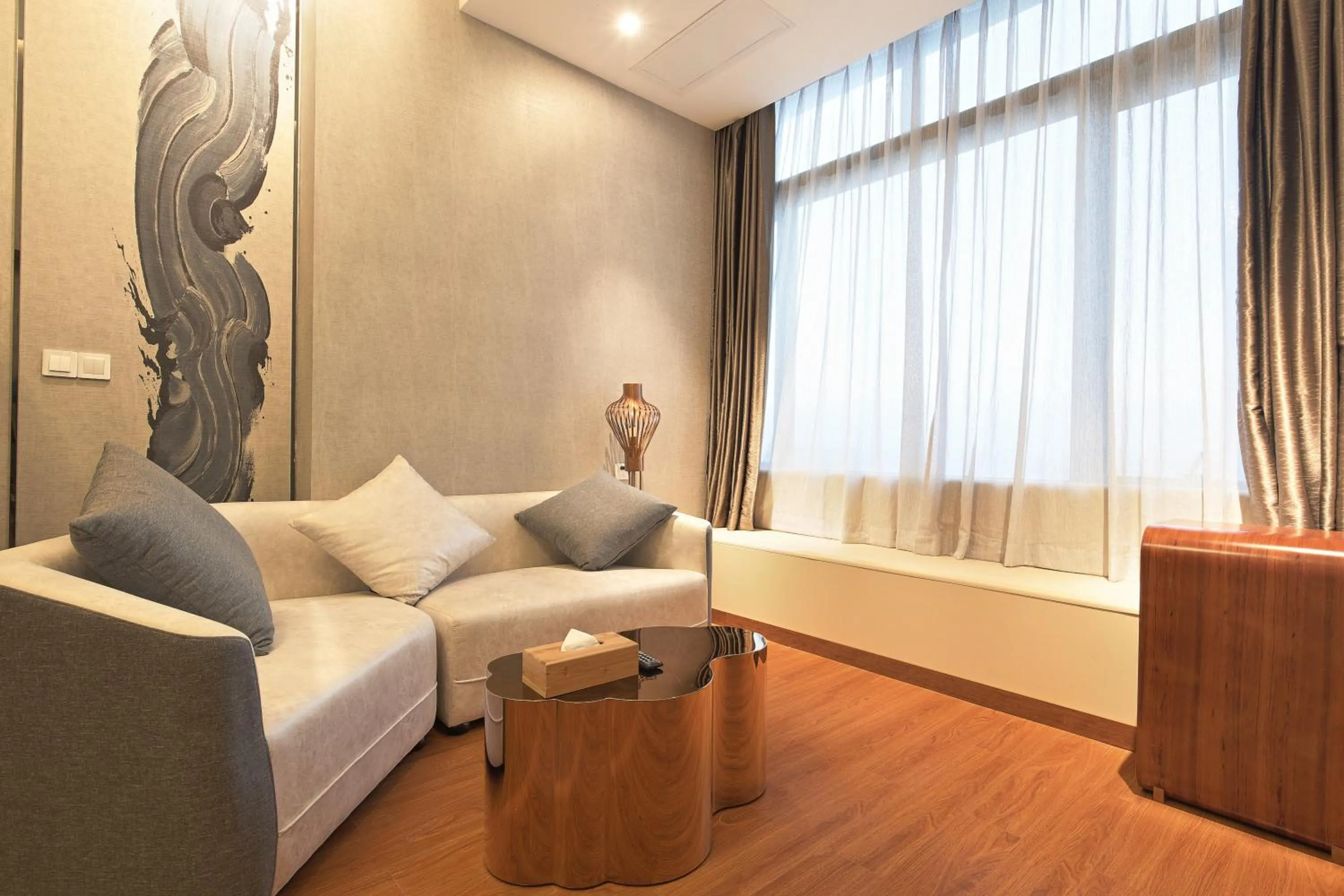 Photo of the whole room in Days Inn South Guangzhou Raiway Station