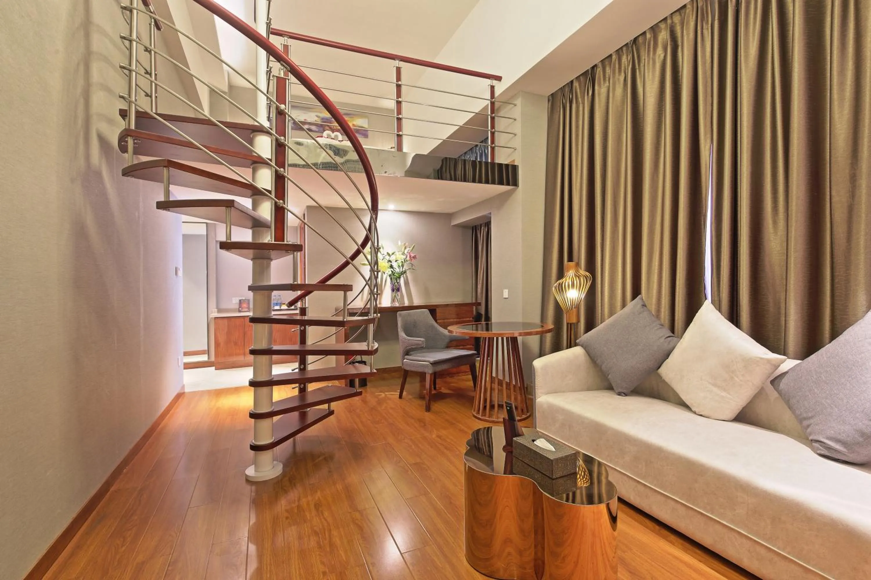 On site in Days Inn South Guangzhou Raiway Station