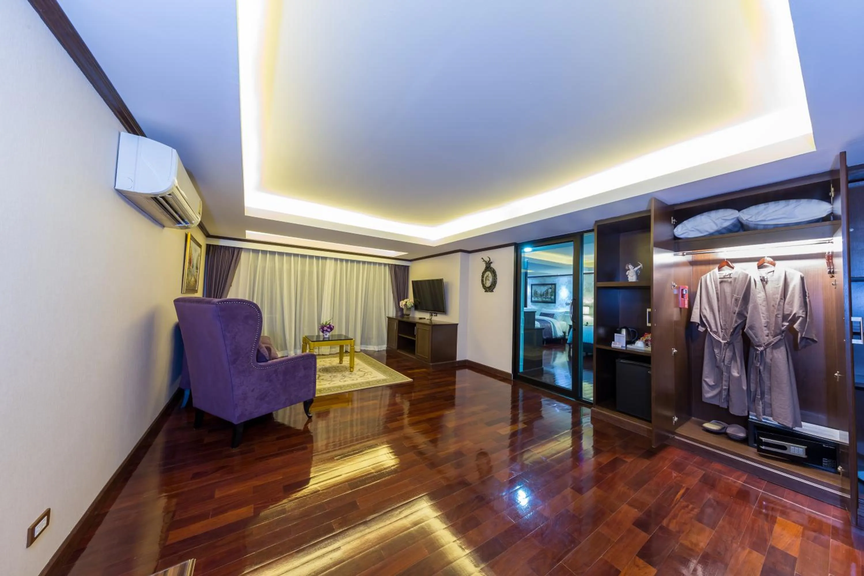 TV and multimedia in Hotel de Ladda