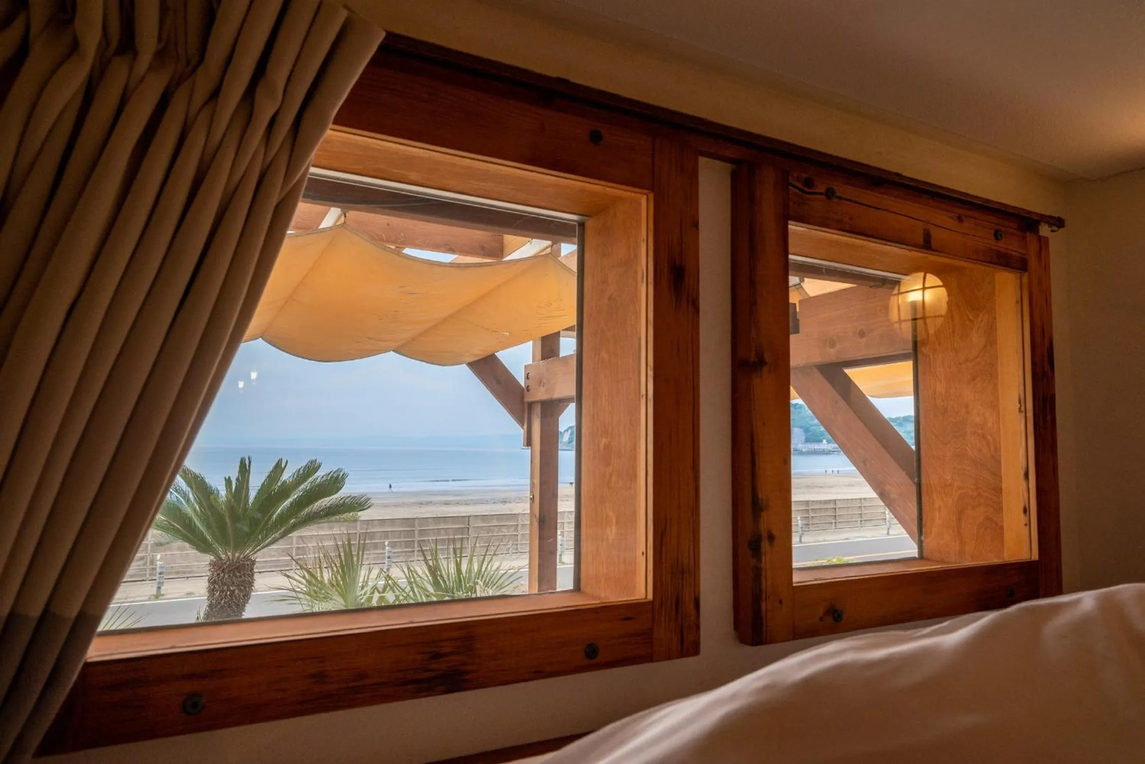 Bed in GOOD MORNING ZAIMOKUZA