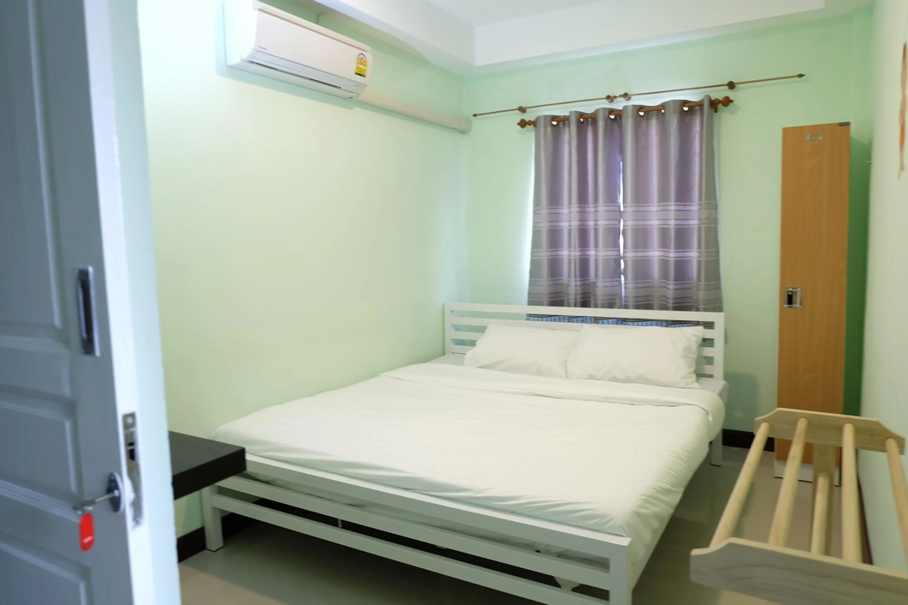 Bed in Mahannop Hostel