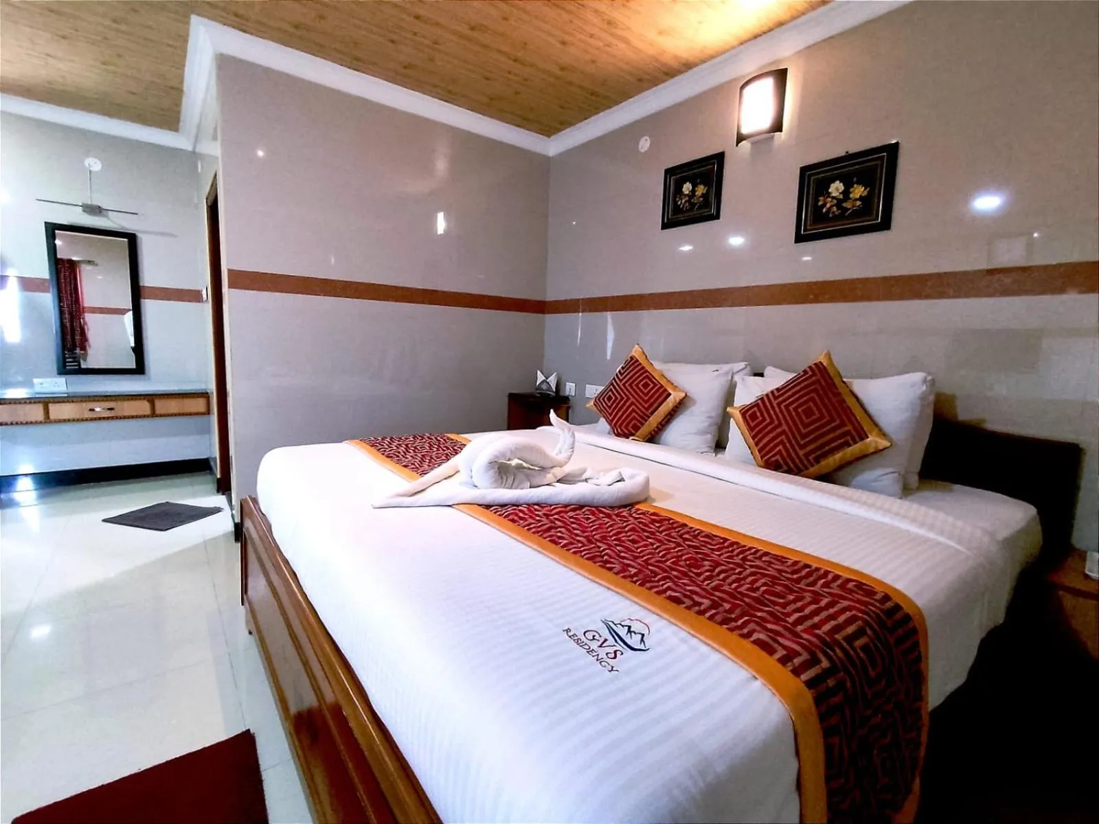 Bed in Hotel GVS Residency
