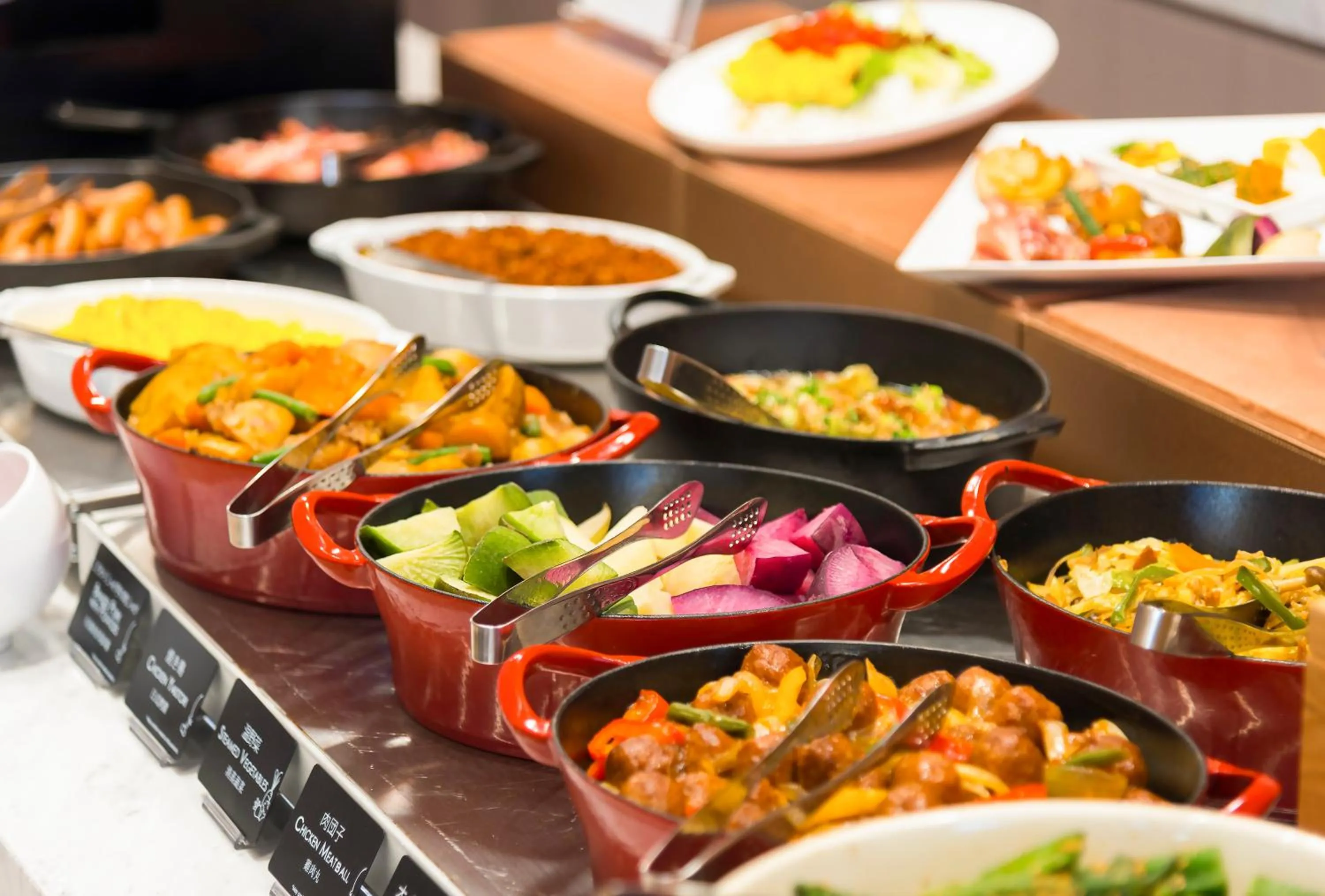 Buffet breakfast in Candeo Hotels Osaka Namba