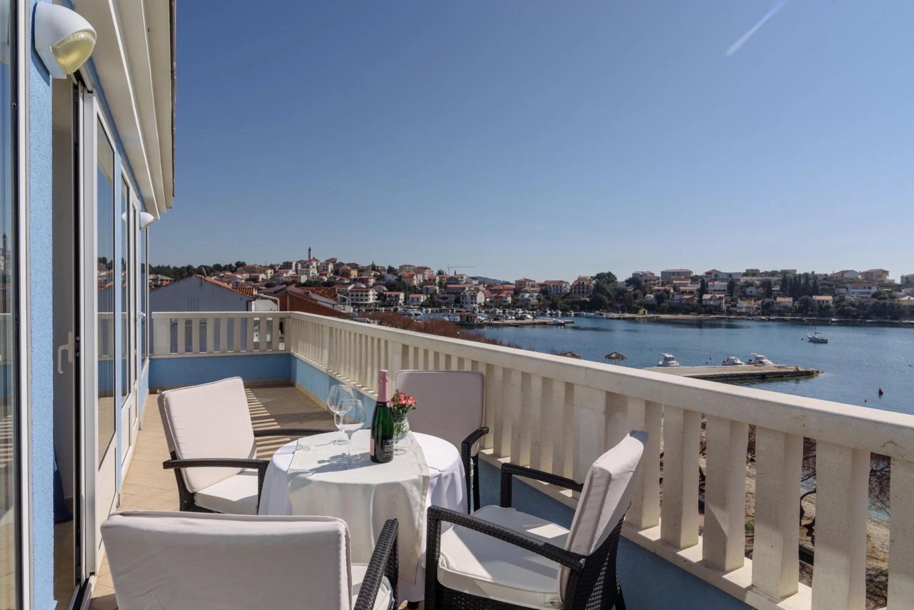 Balcony/Terrace in Villa Mediterana